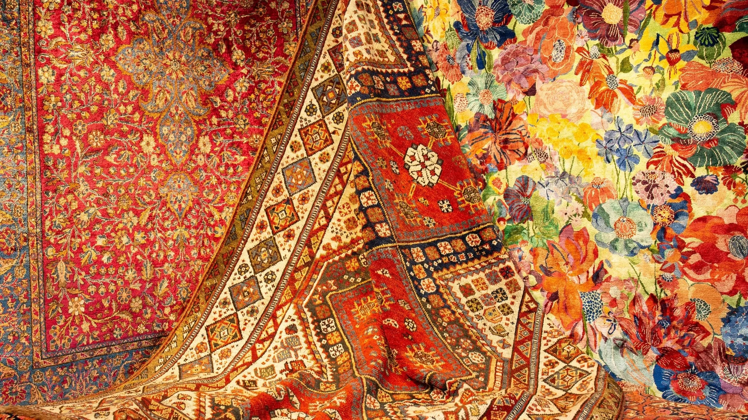 7Libertyorientalcarpets_Adventcalendar_kashgai_LARAMILLER.jpg