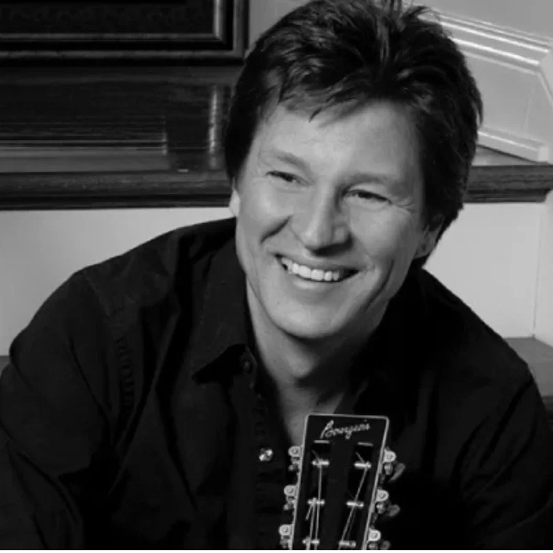 We're heartbroken at the loss of our friend Ronnie Bowman, one of the true legends and good guys of the bluegrass world. Besides being one of the greatest singers to ever sing a Jimmy Martin song, Ronnie always had a smile for you. We were lucky to m