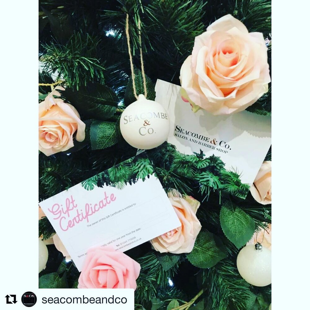 For everyone who&rsquo;s left present buying until the last minute or just is not sure what to get that certain someone @seacombeandco have the perfect Christmas Gift! Beautiful Gift vouchers to get your hair on track!!🎄 #giftvouchers #christmas #se