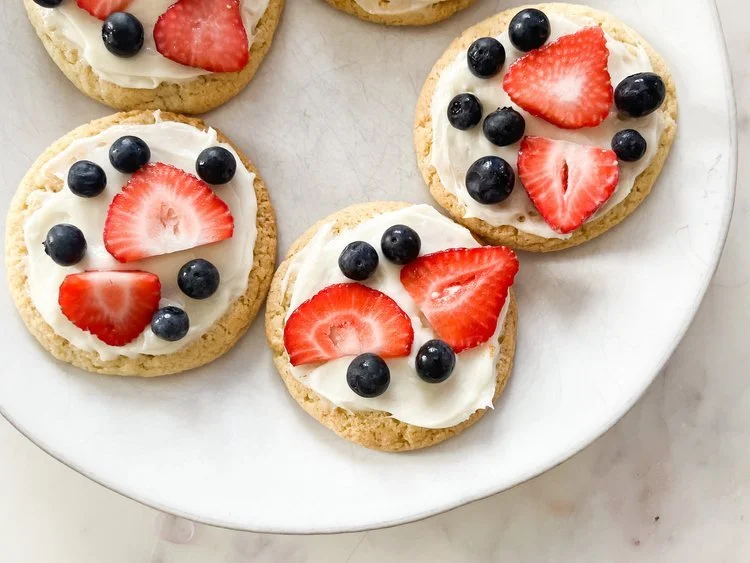Easy Fruit Pizza Cookies
