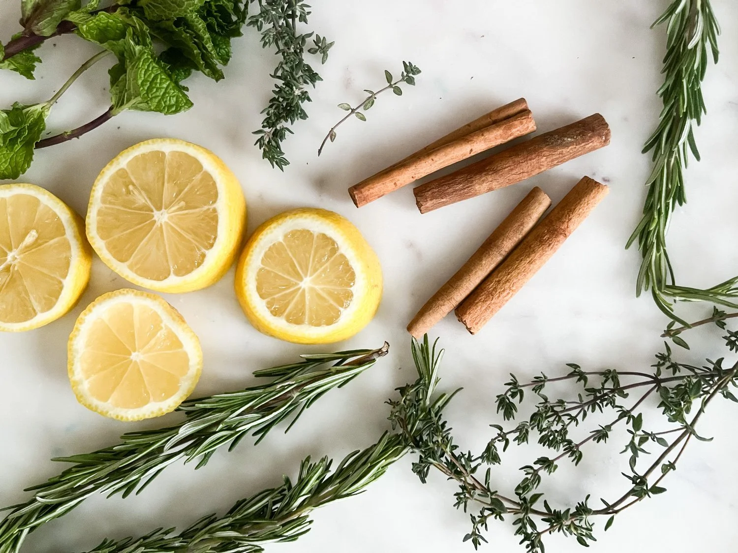 Natural Stovetop Simmering Scents for the New Year