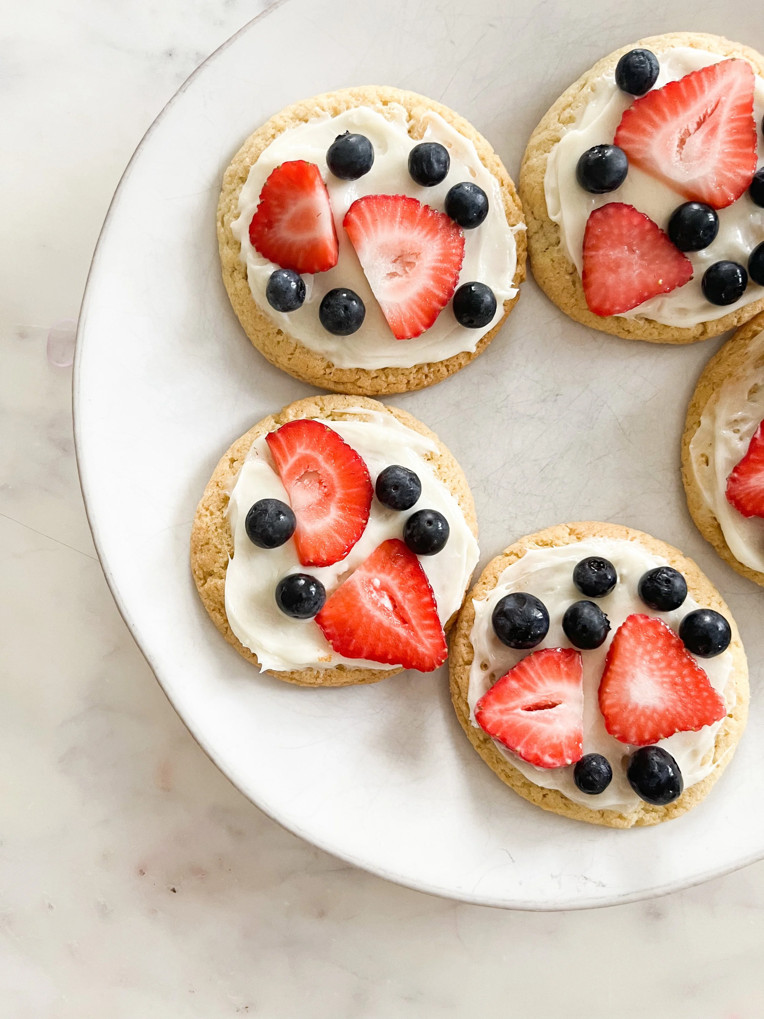 Easy Fruit Pizza Cookies