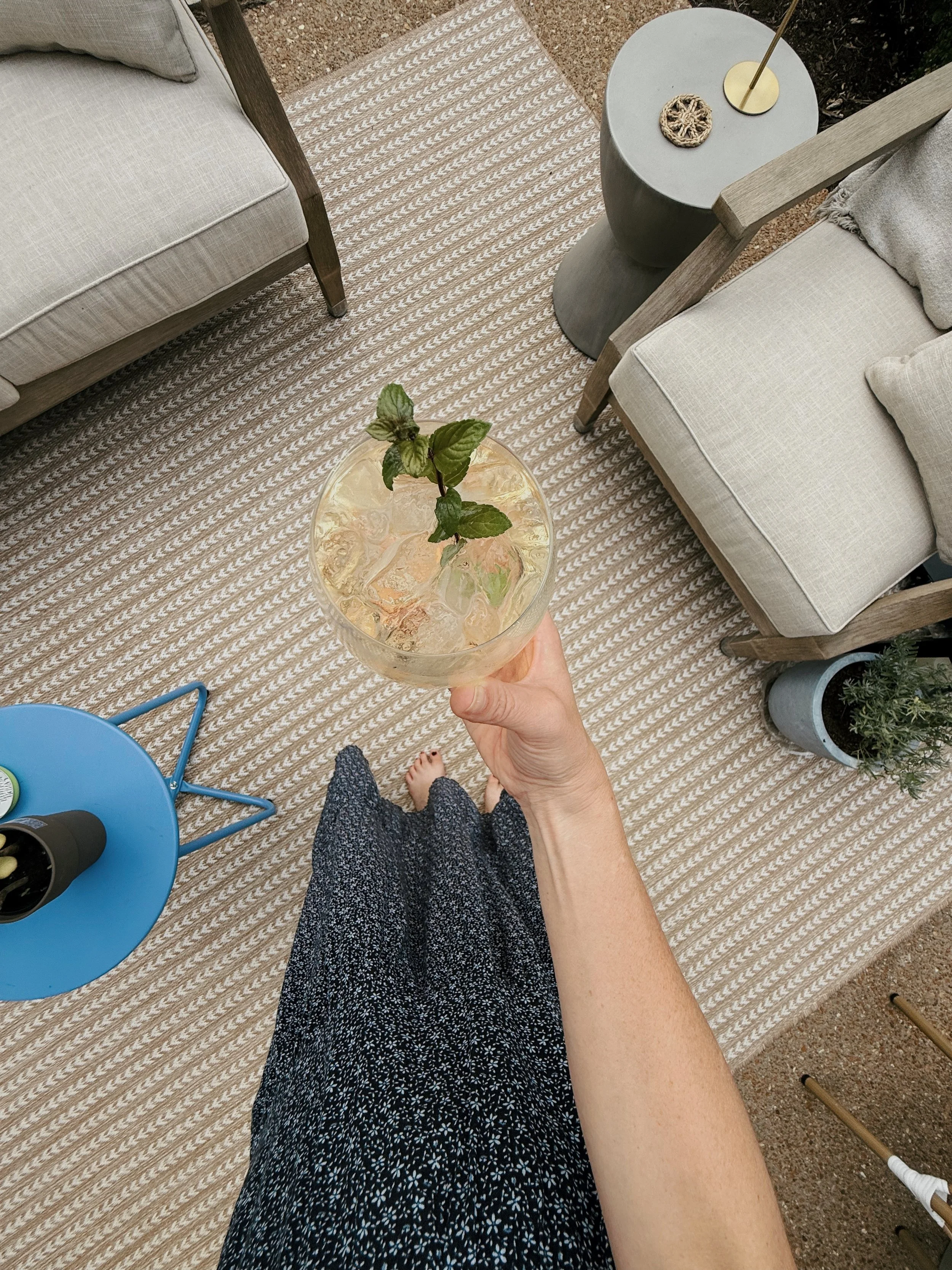 Easy Hugo Spritz Recipe (Our Favorite Summer Cocktail)