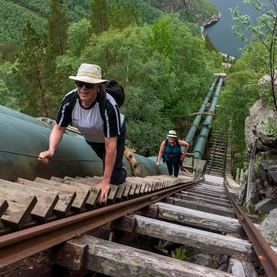 stairs2.jpg