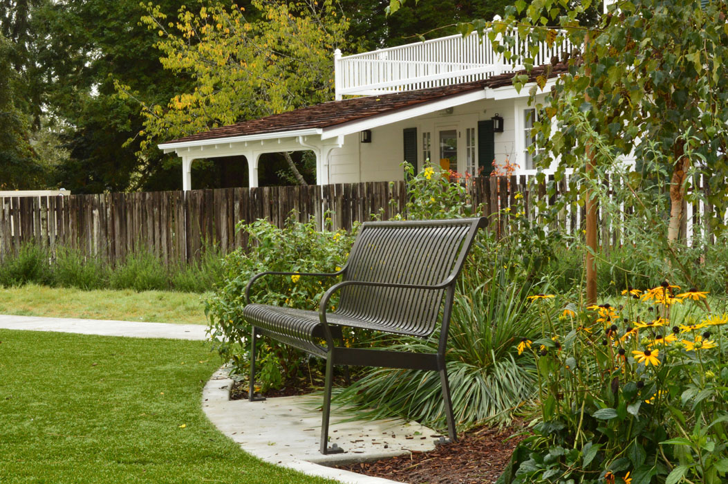   Aptos Blue and Castro House  / Aptos Blue is a 40-unit affordable-housing project anchored conceptually and physically by the historic Castro House, a farmhouse built in the mid-1870s. Strategically located near services and transportation, the pro