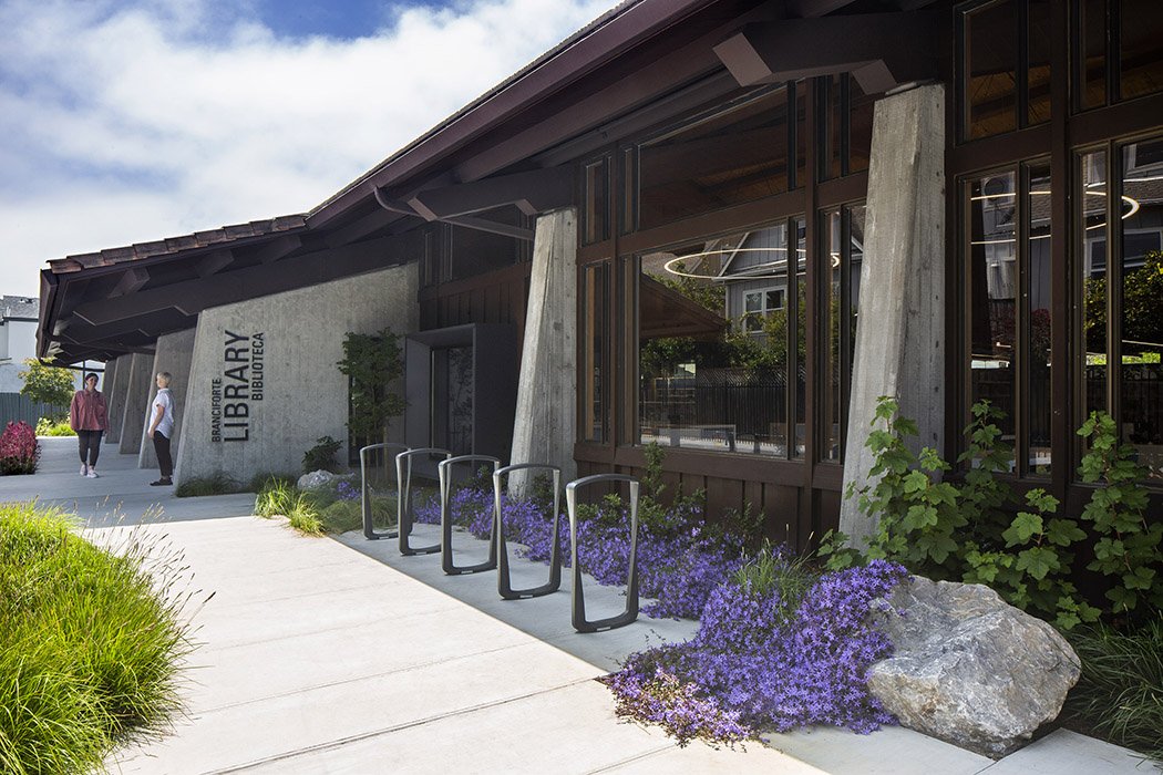   Client : Santa Cruz Public Library  Location : Santa Cruz, CA  Dates : 2019-2023  Size : 6,800-s.f. building, 1/2-acre lot  Cost : $4.1 million  Architect :  Jayson Architecture   Civil Engineer :  BKF Engineers   Contractor :  JPB Designs   Owner 