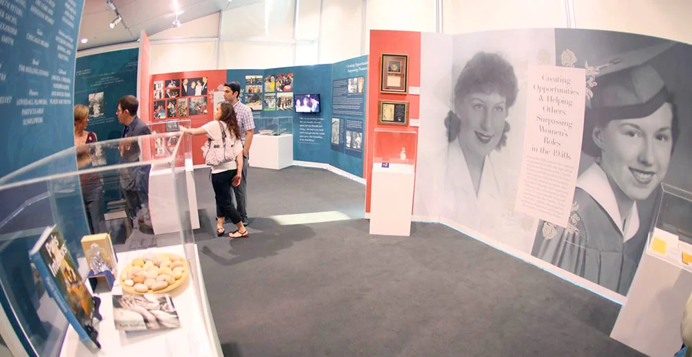 Exhibit-Grandmothers-03.jpg