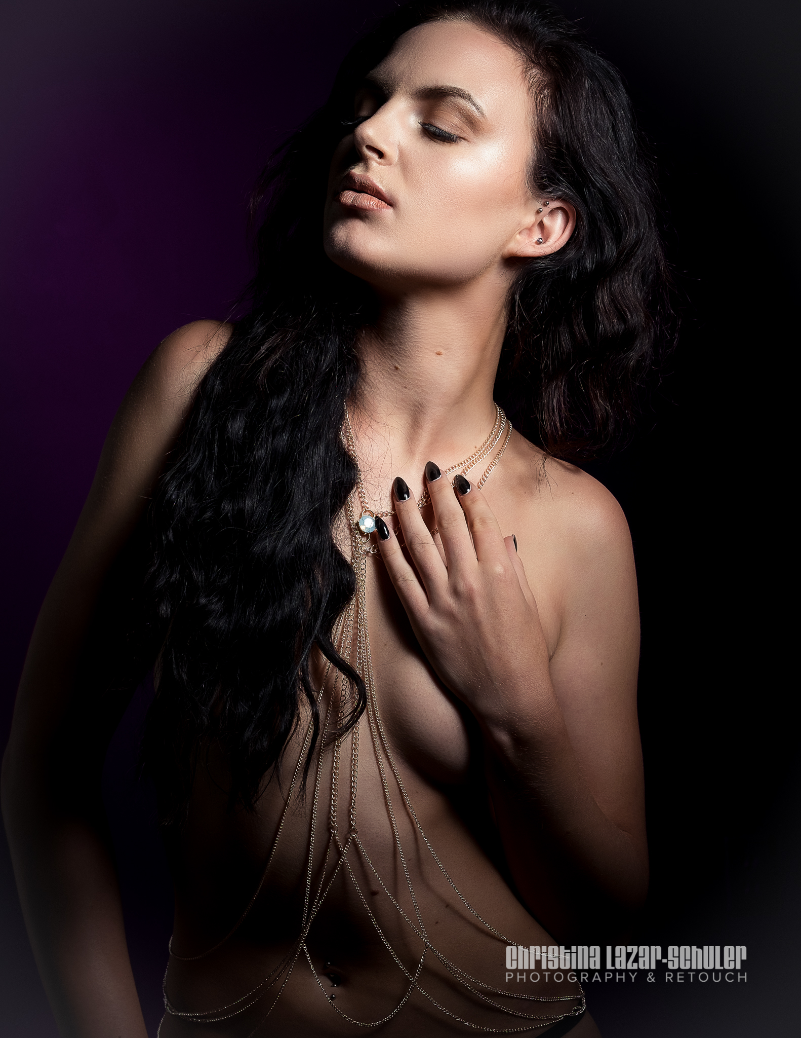 Model: Karie Holst MUA: Evelyn Affleck Body chains by: KORPS