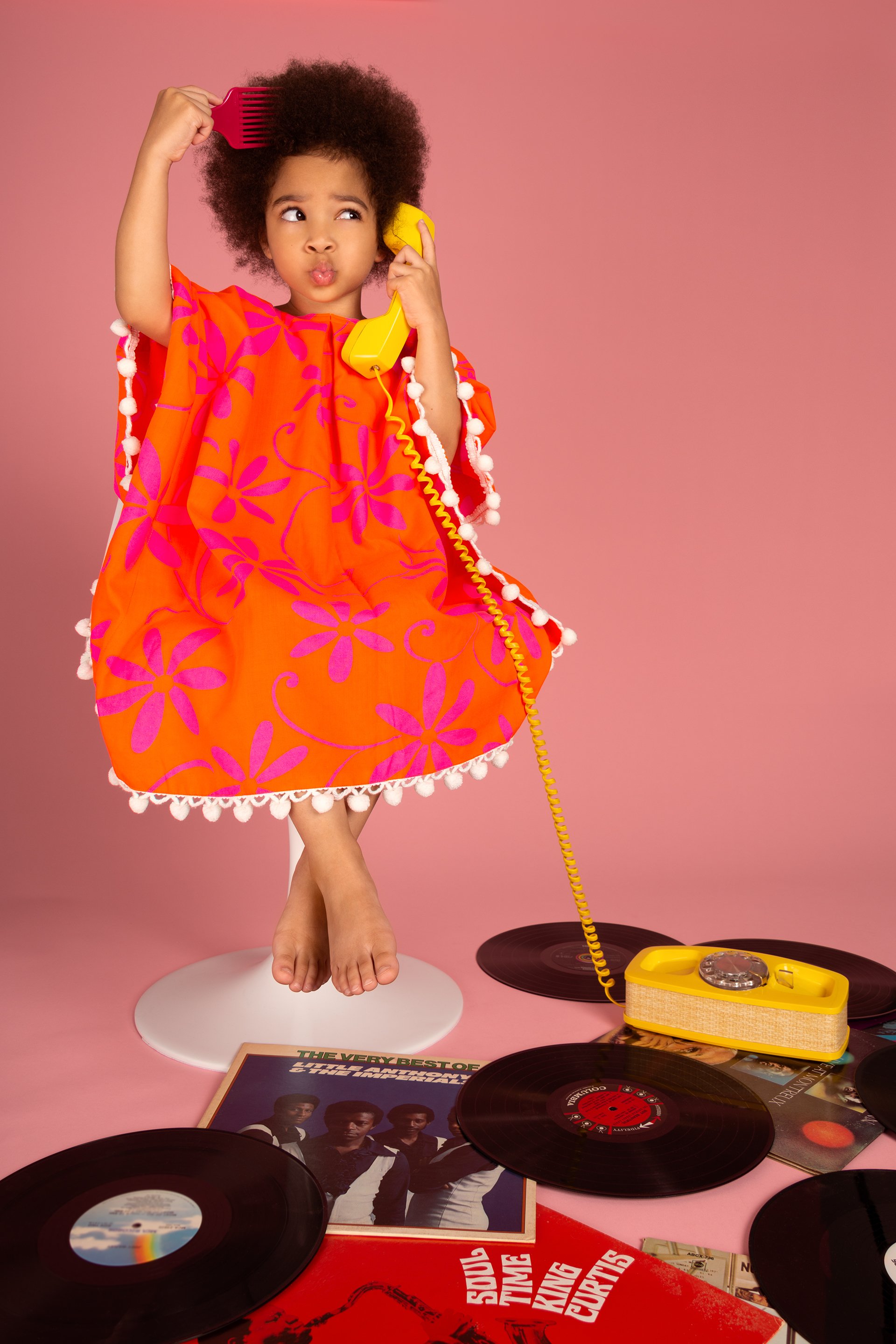sassy-70s-afro-little-girl-records-pose-pgh-lexi-shapiro