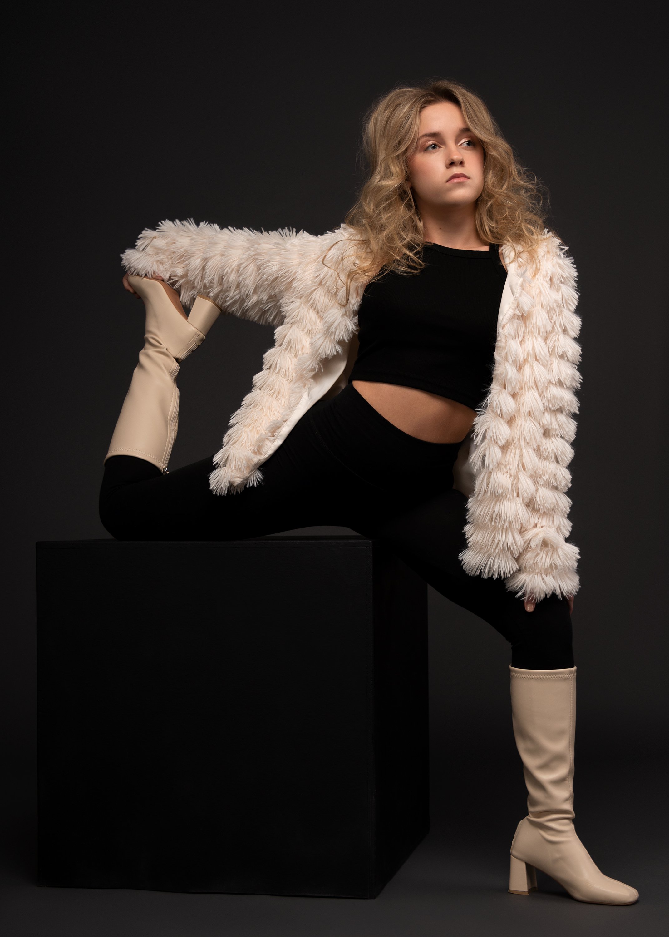 fierce-teenage-dancer-studio-fashion-pose-pgh