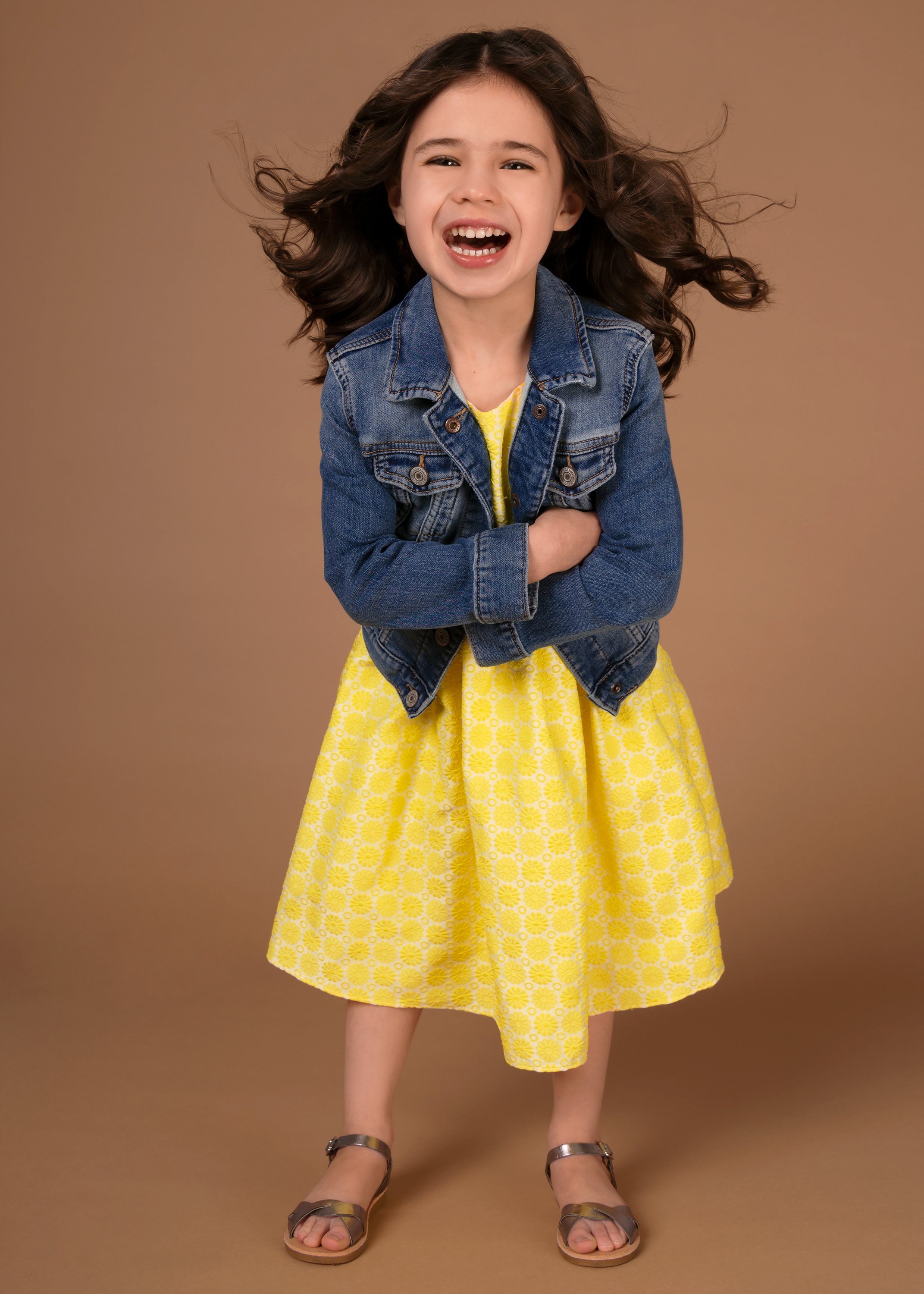laughing-girl-kid-model-agency-commercial