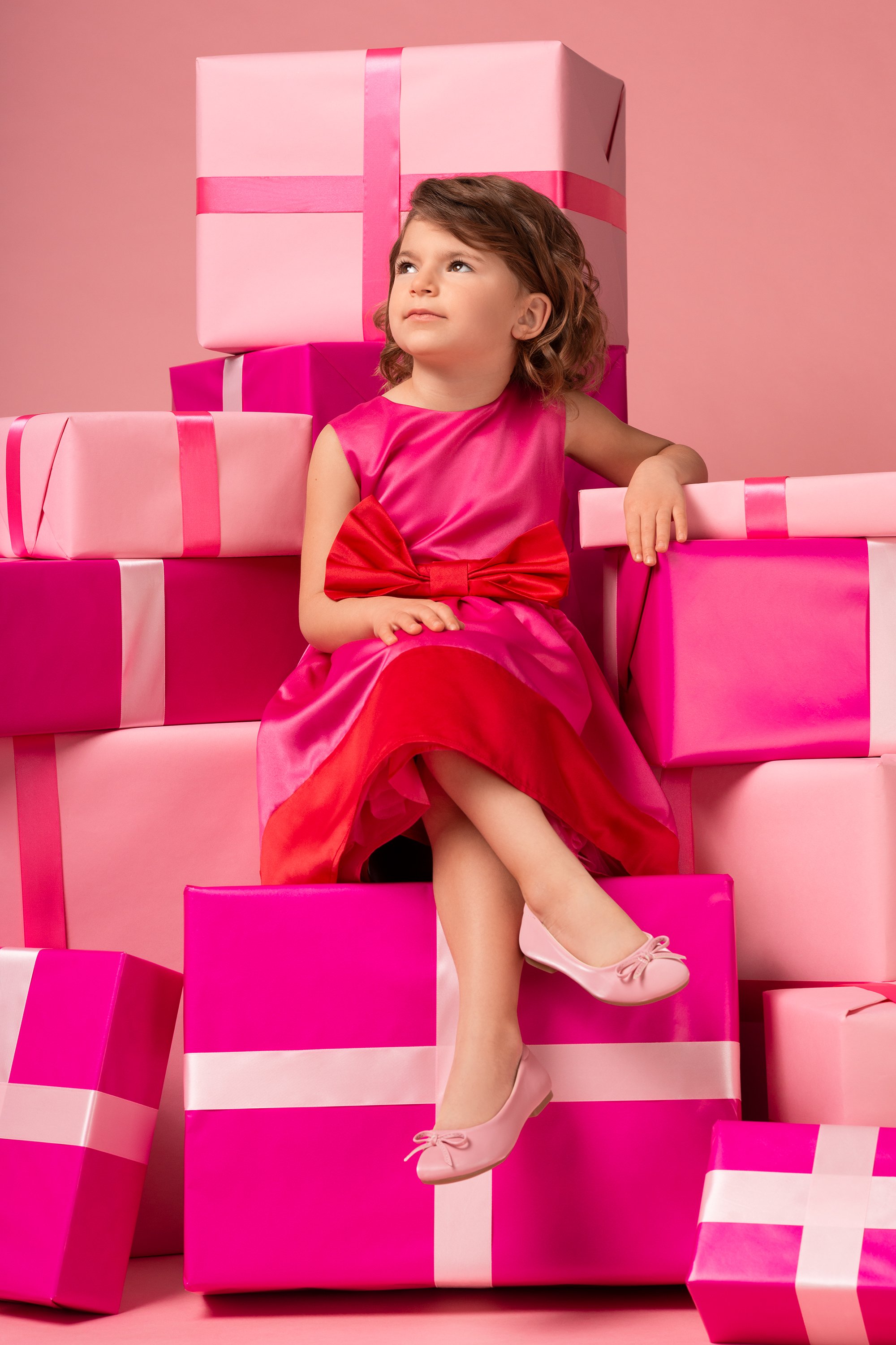 pink-pretty-barbie-kids-portrait