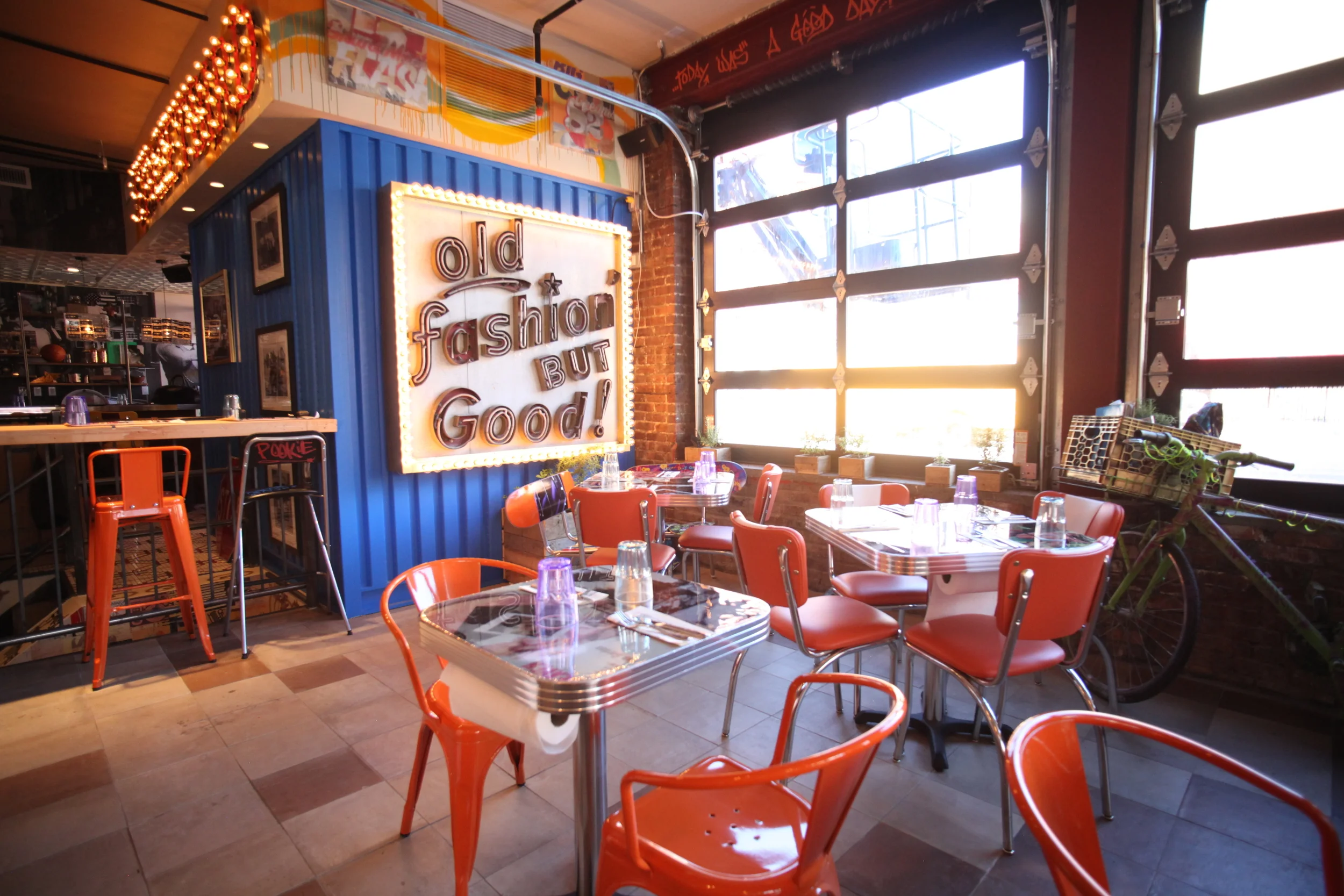 Streetbird interior 8_Tanya Blum.JPG