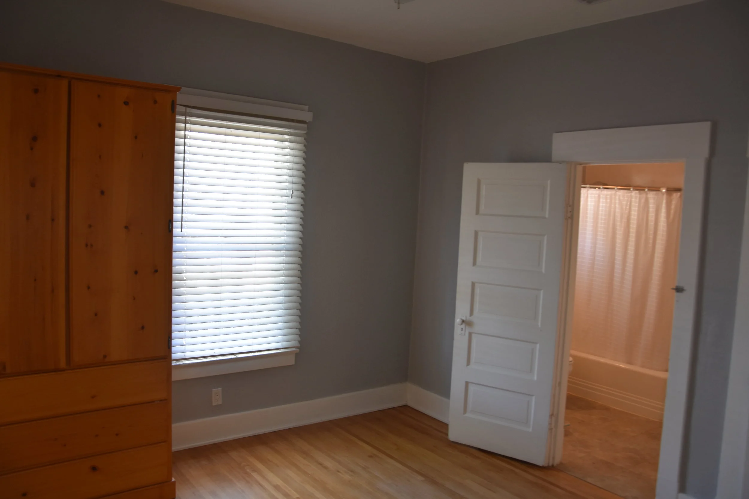 13Back bedroom 2.JPG