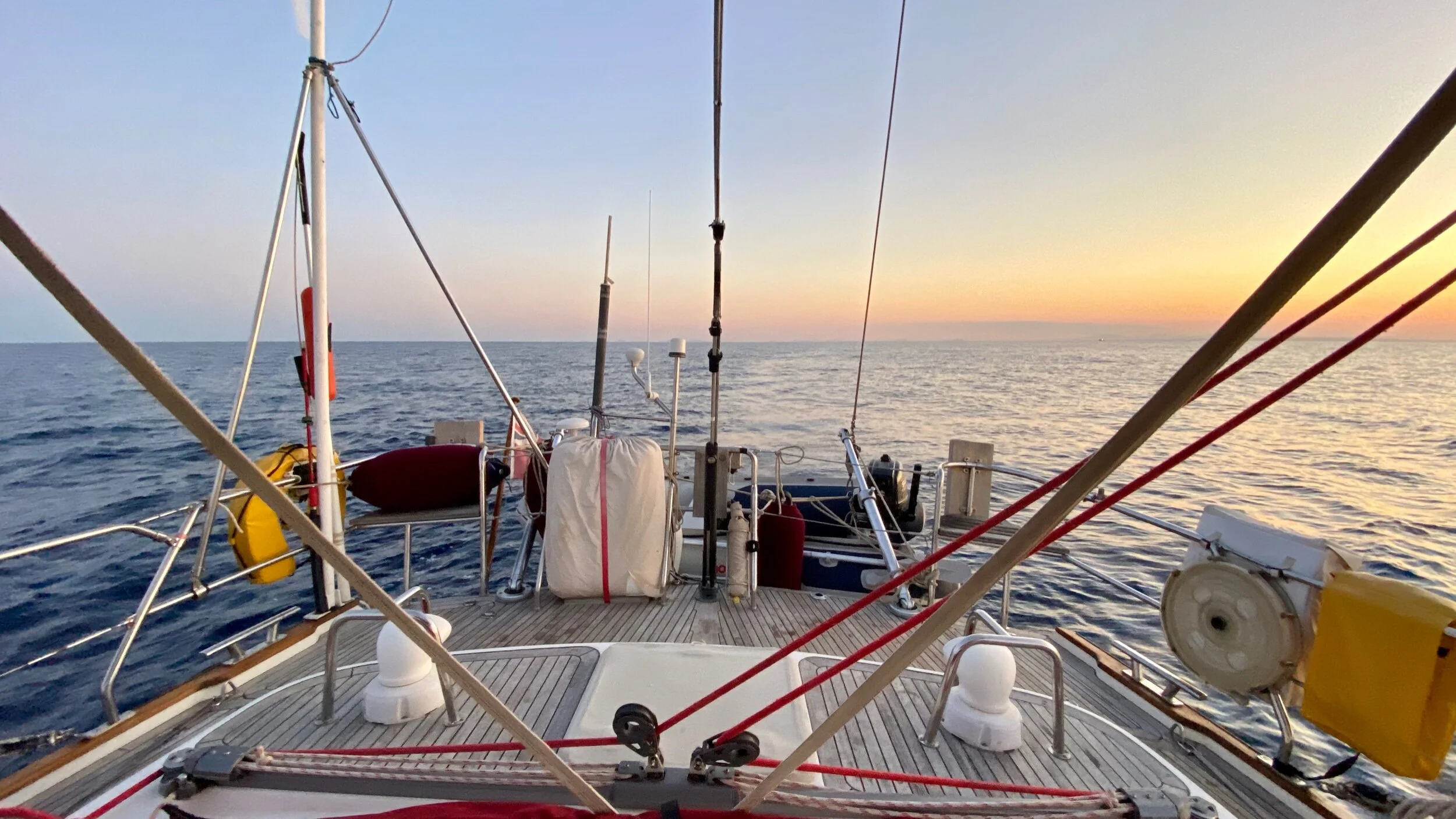 Peeing off a boat — Rigging Doctor