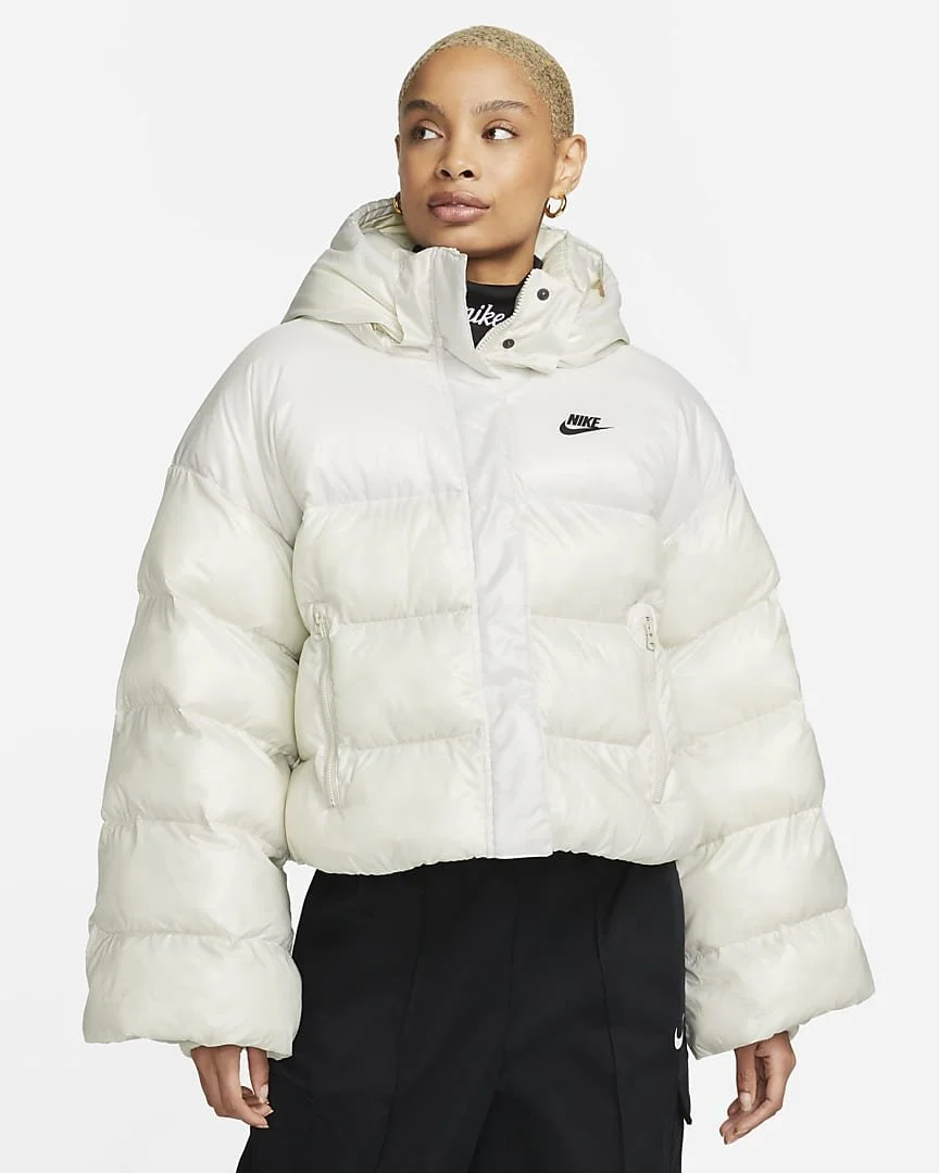 sportswear-city-series-synthetic-fill-hooded-jacket-BR8BTs.png.jpeg