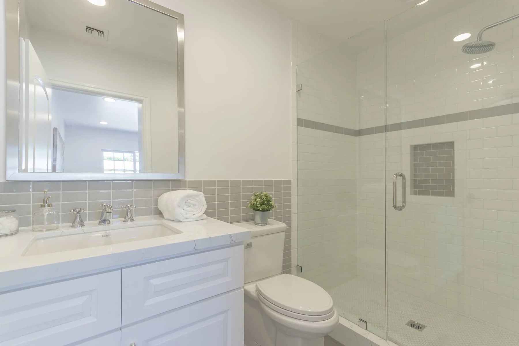 115_S_Crescent_Heights_Blvd_15-1538503726.jpg