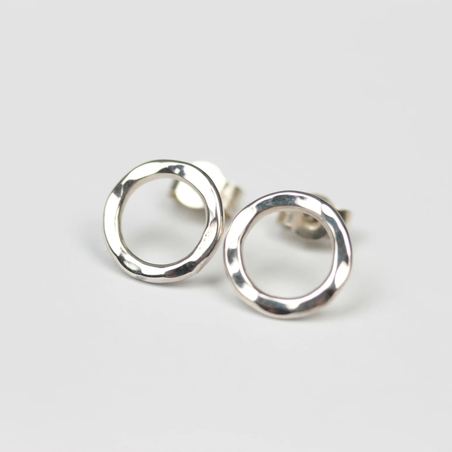 CIRCLE EARSTUDS 012.JPG