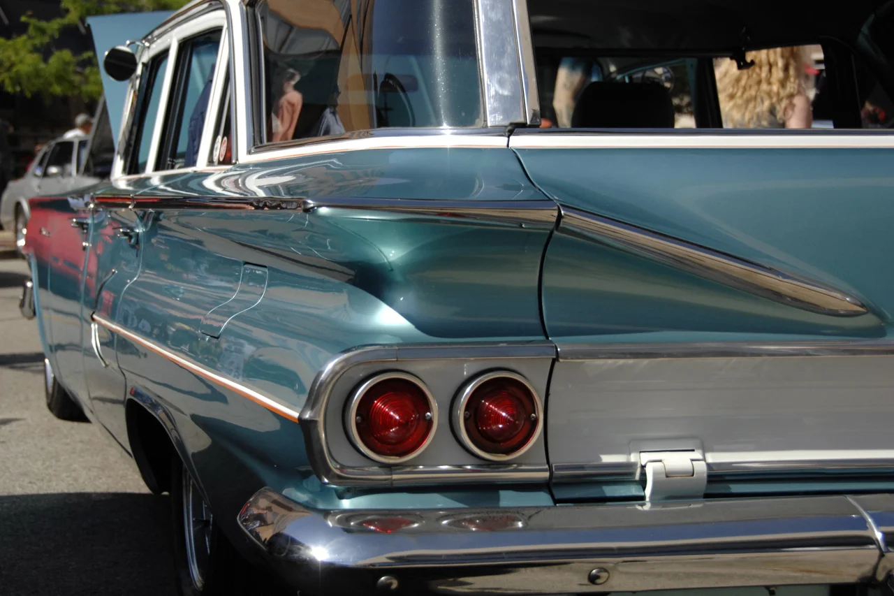 1960 Chevrolet Impala Wagon 02