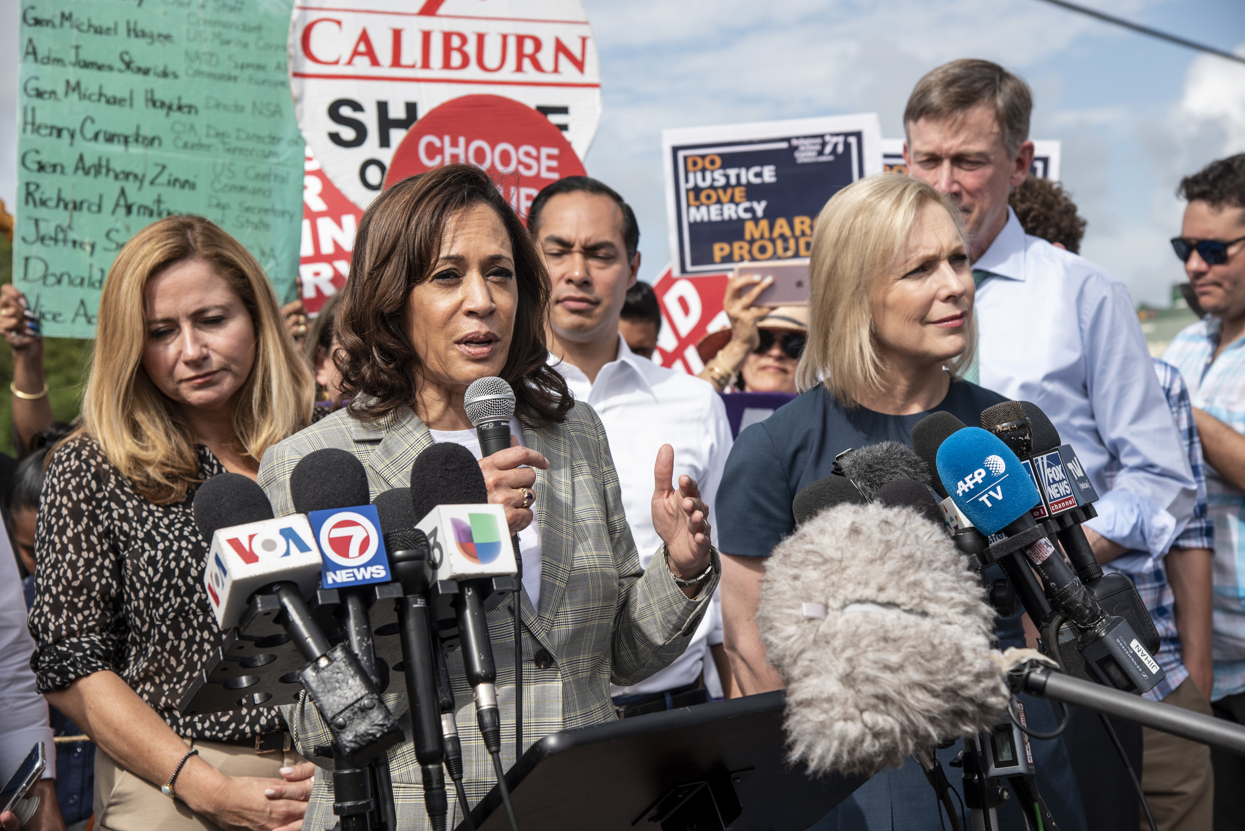  Democratic presidential candidate, Senator Kamala Harris, makes a statement to media outside of the Homestead Detention Center on June 28, 2019 