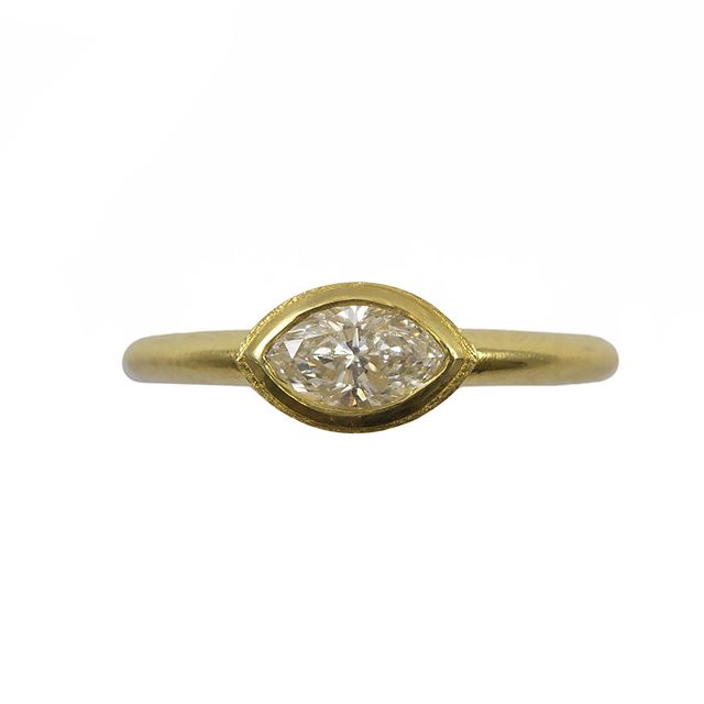 We have so many alternative bridal options like this marquis diamond ring! Stop by to see what other unique pieces we can create for you.

#alternativebridal #bridal #instajewelry #jewlerygram #contemporaryjewelry #handmadejewelry #marquisdiamond #cu
