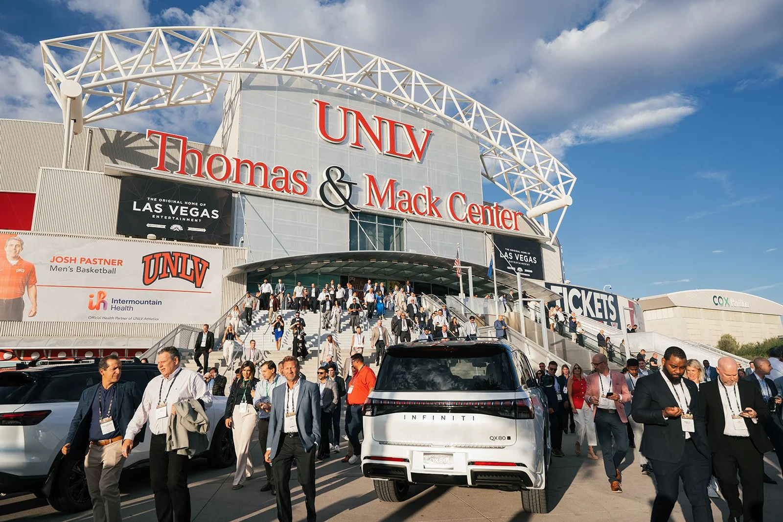 Americas Business Meeting-121_websize.jpg