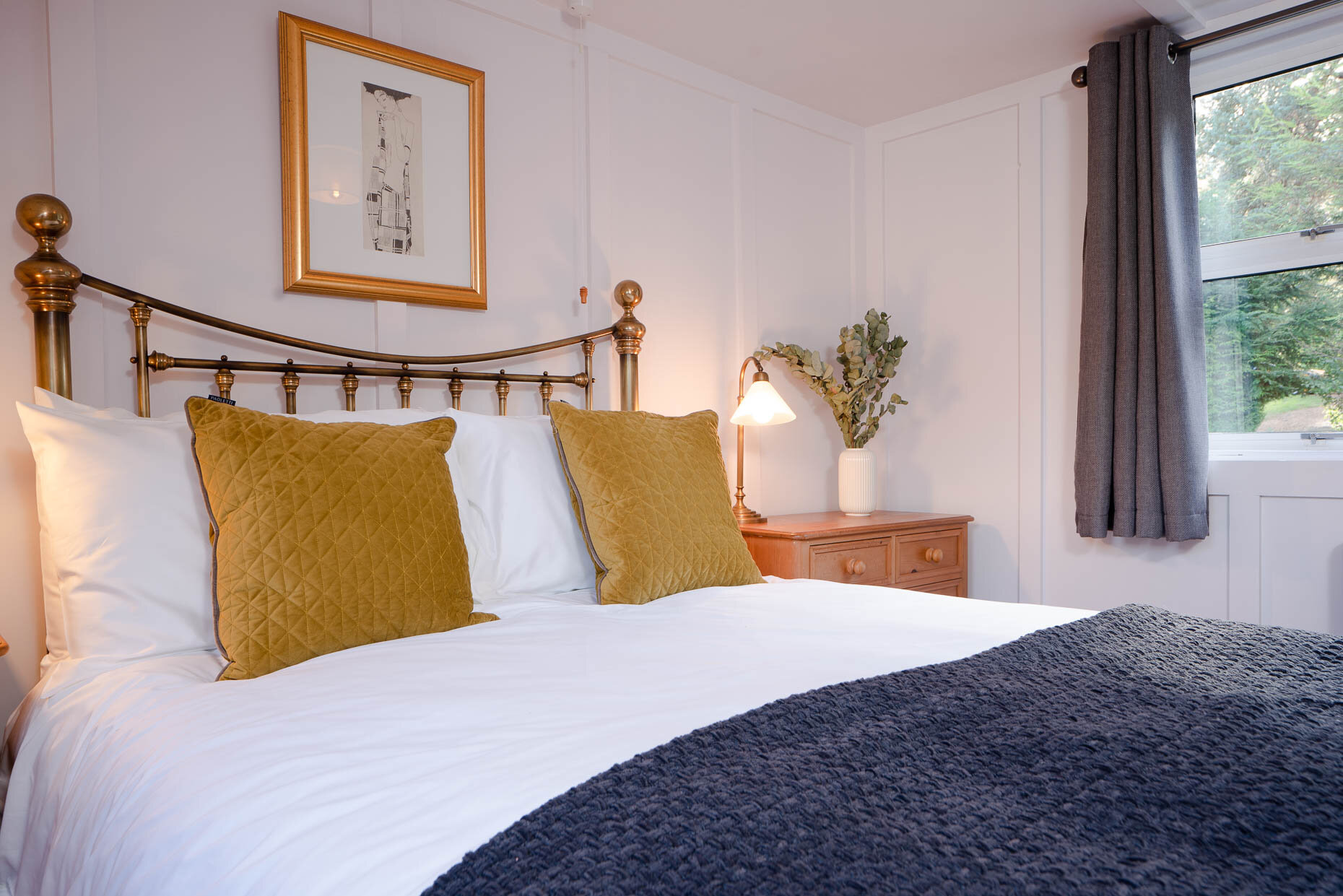 Main bedroom, Hillview Cottage, Dalraddy, Aviemore