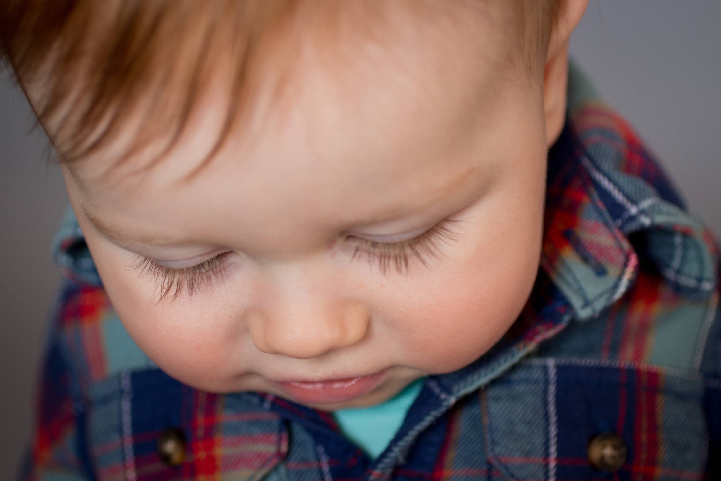 I am so crazy jealous of his gorgeous eyelashes!!!!