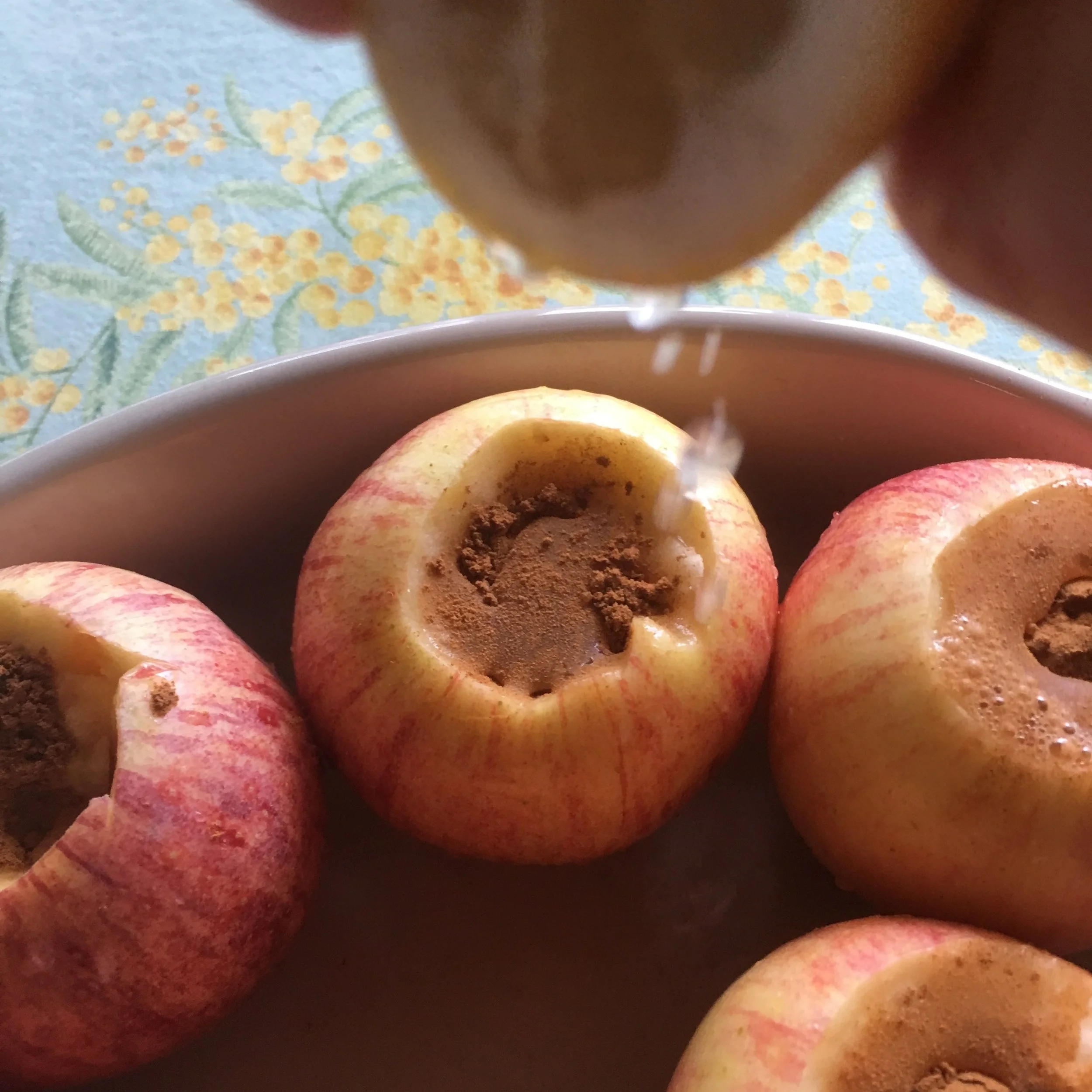    a squeeze of lemon in each apple pocket...   