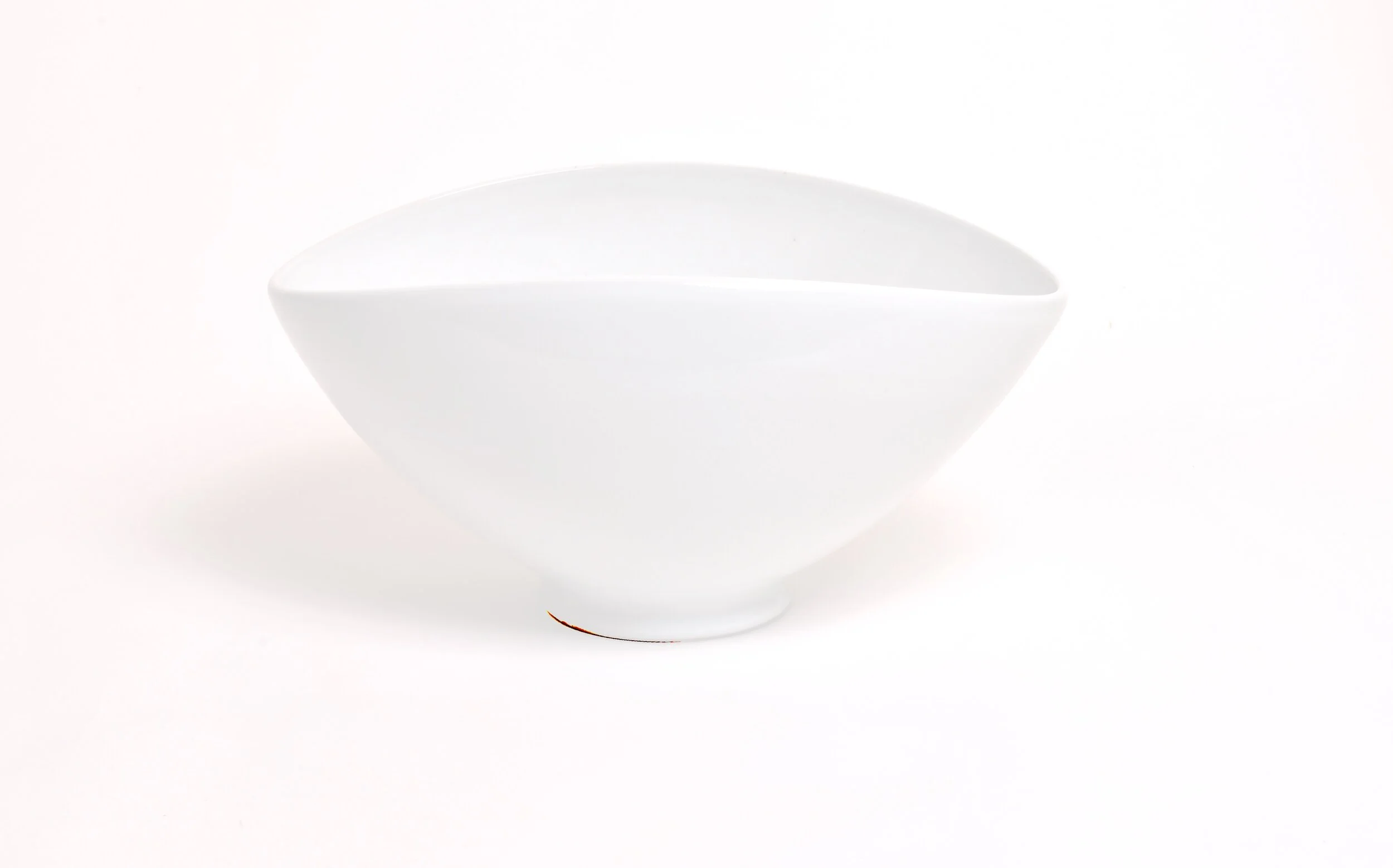 OVAL BOWL WITH FOOT - Foam