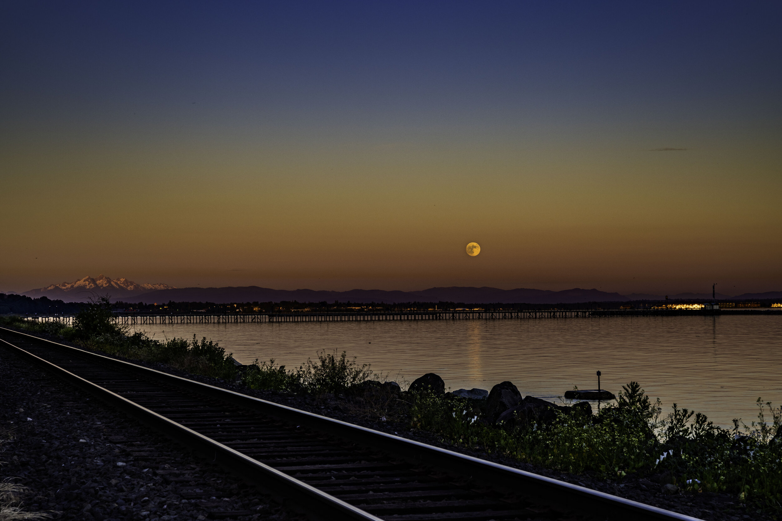 Moon over Whiterock Pier-Edit.jpg