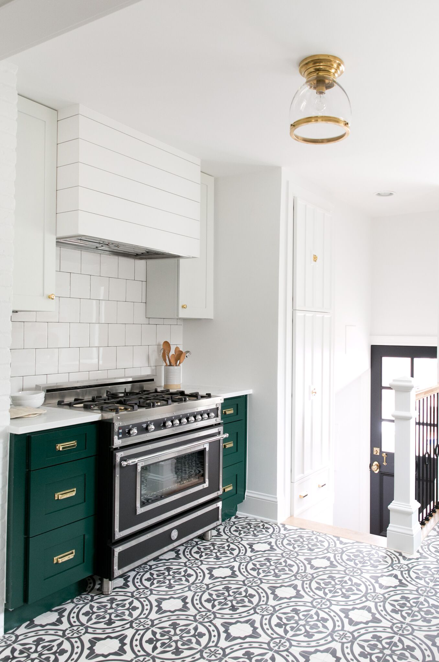 KITCHEN ENVY / A CHARMING 1930'S RENO — MISS PRINTS