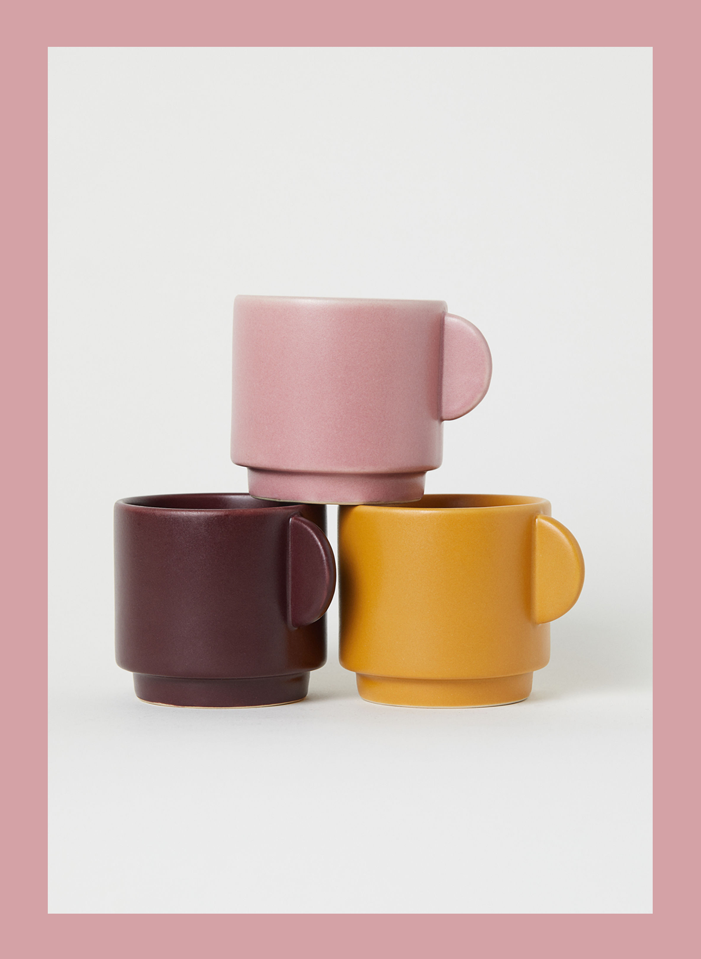 9-modern-mugs-in-three-colors.png