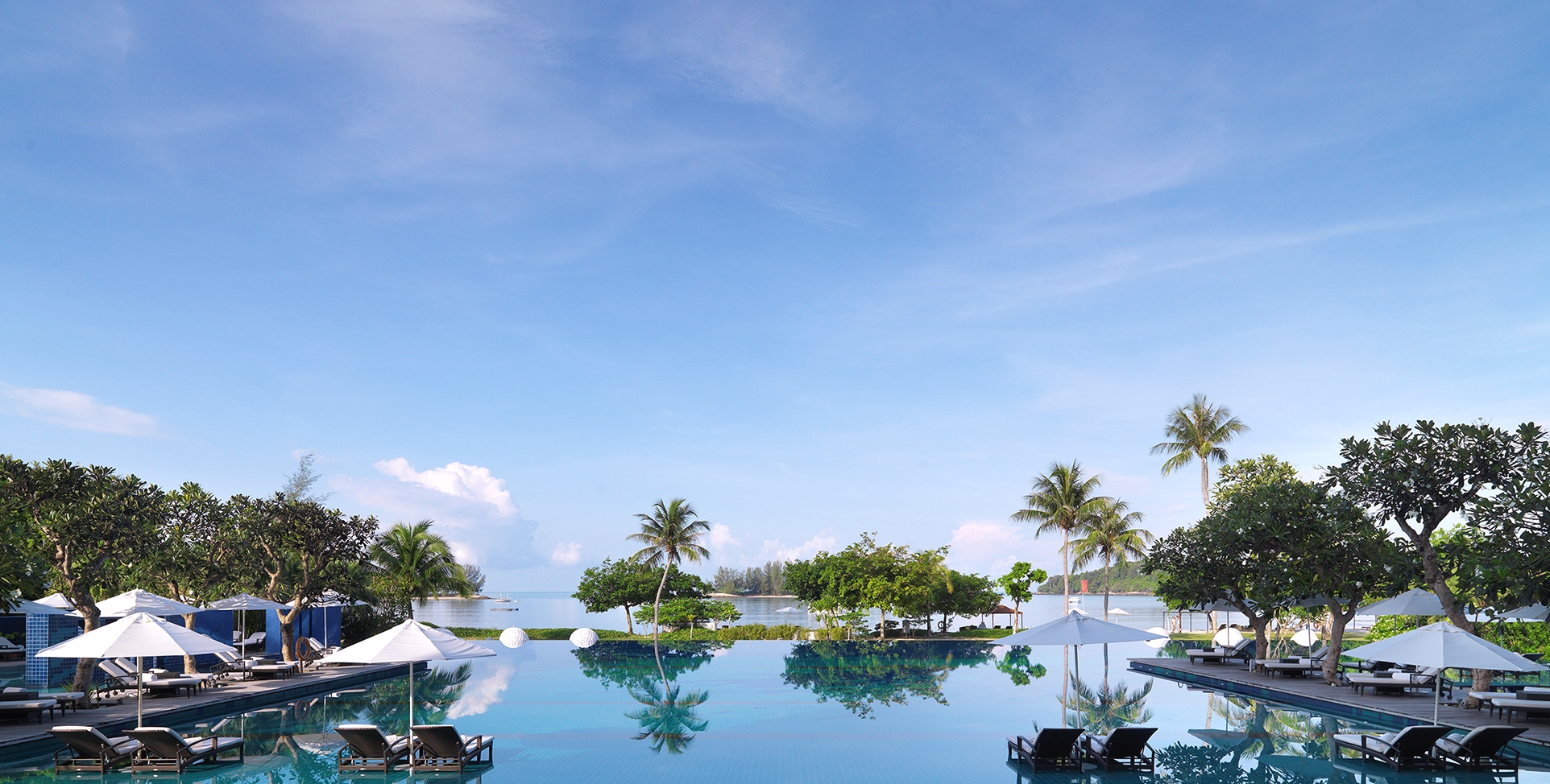 The Danna Langkawi - Have a leisurely swim while overlooking the beatiful Andaman Sea.jpg