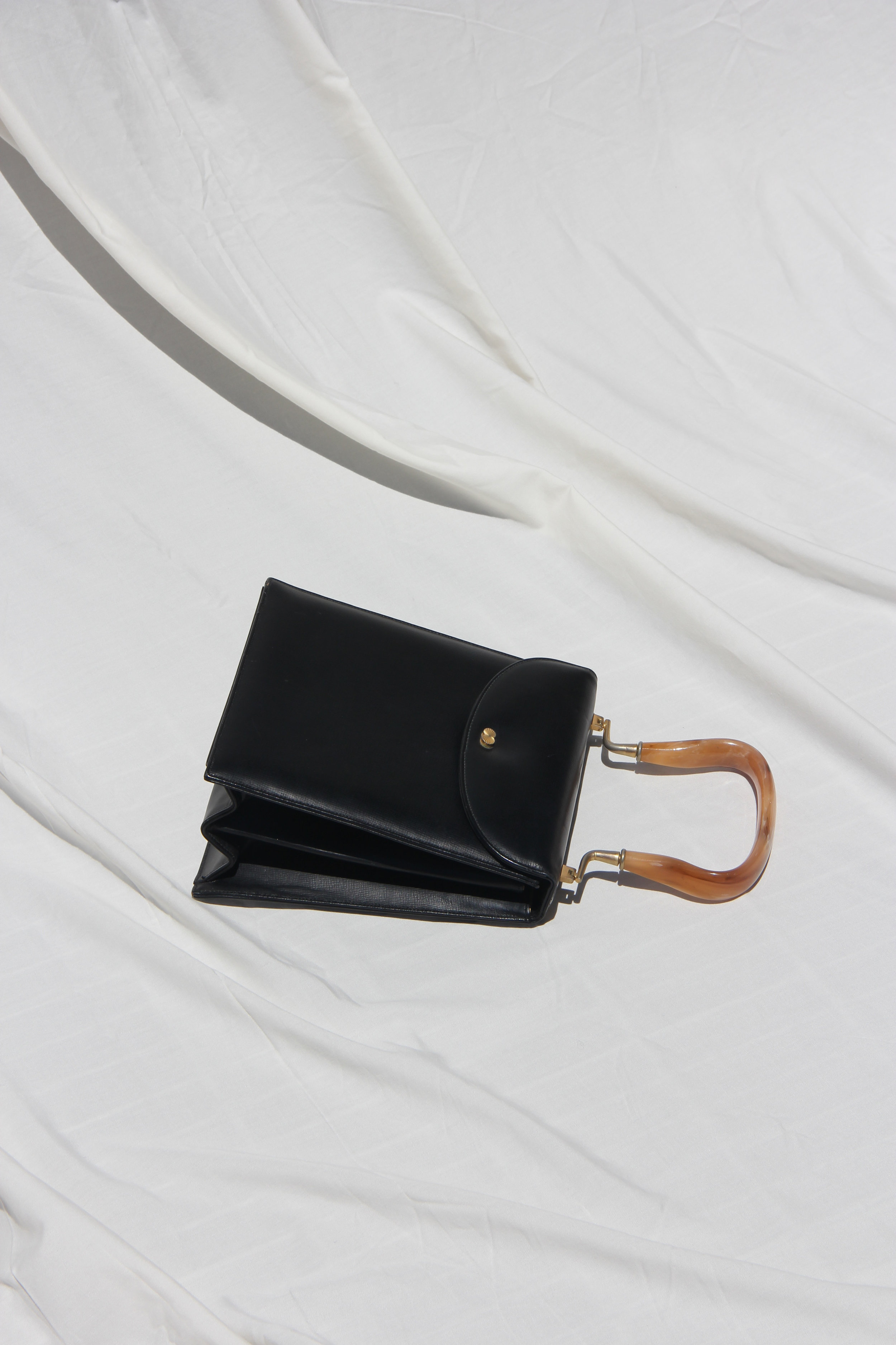 bakelite handbag 1.jpg