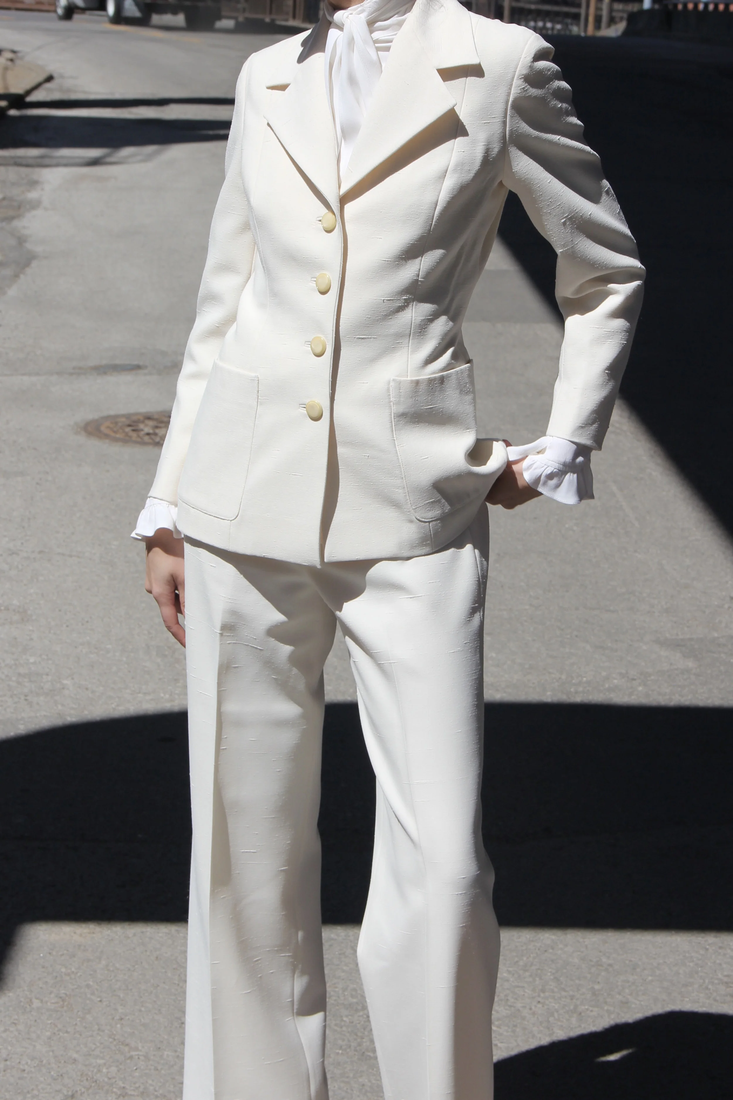 wide leg suit 1.jpg