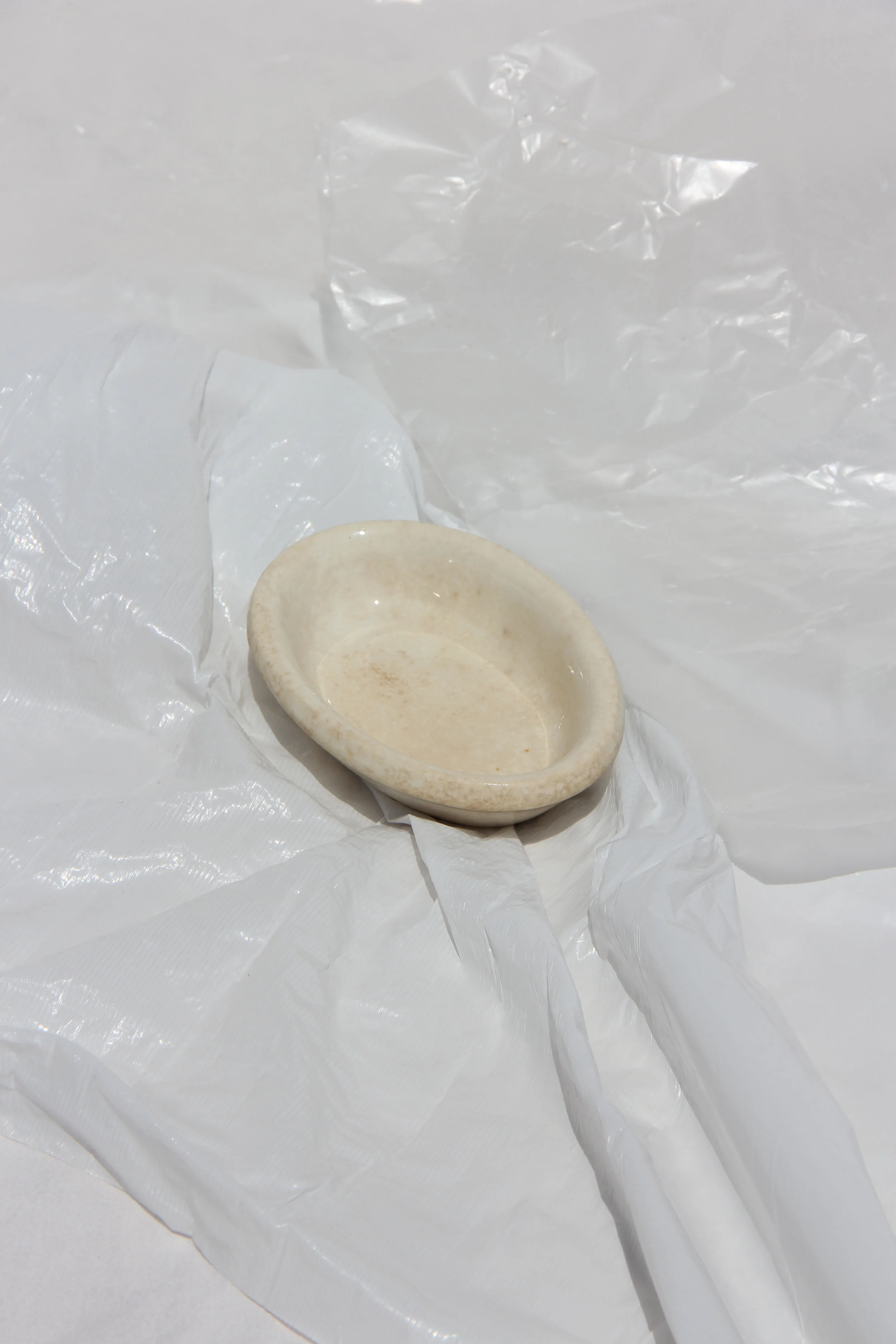 ceramic soap dish 2.jpg