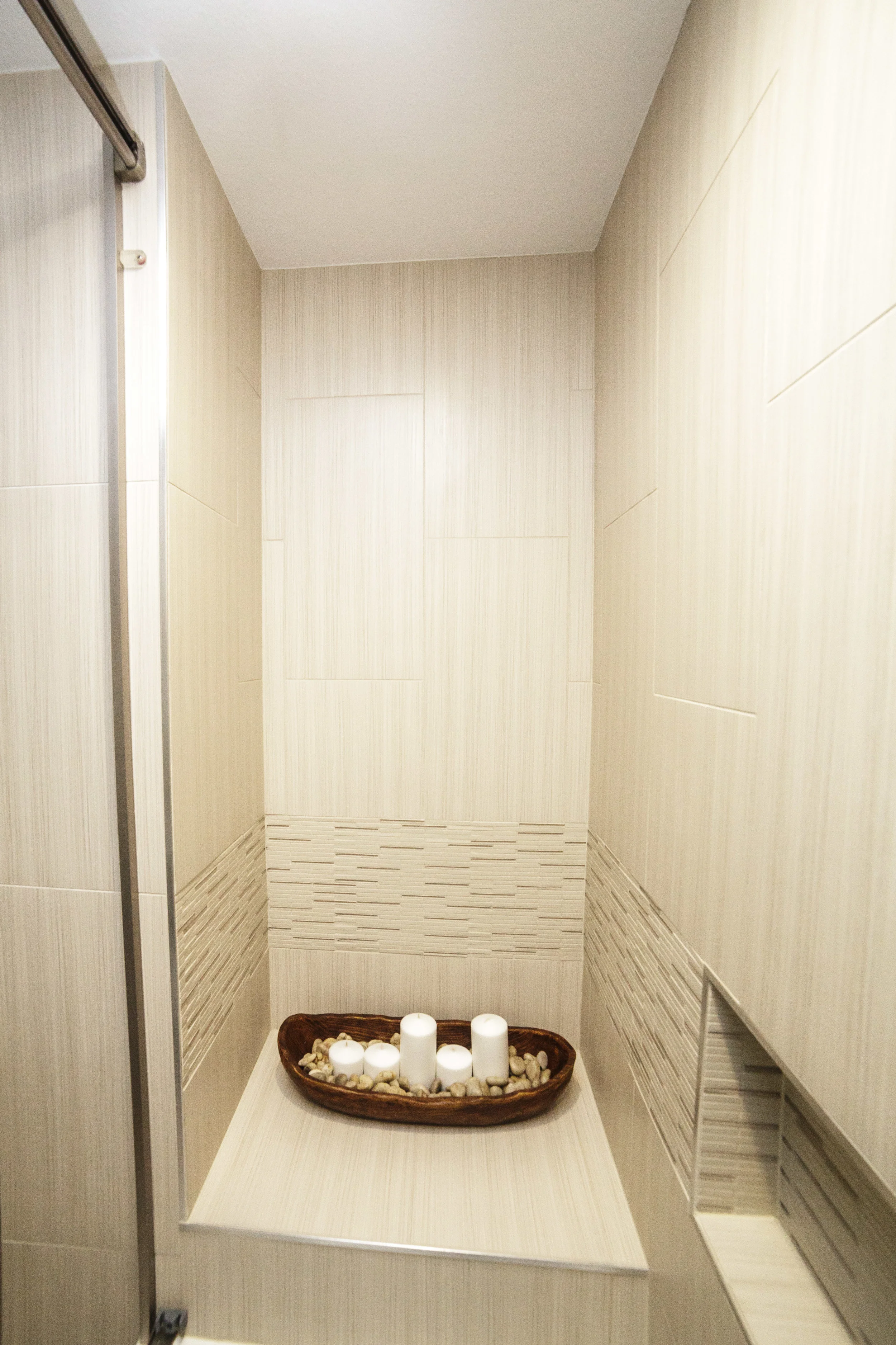 CJ+Seavall_Design_Bathroom_Shower_2016+Peak+Award+Winner+10.JPG