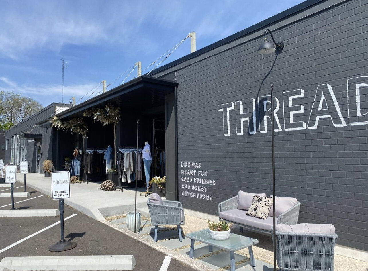 Exterior of Thread - a local Columbus boutique.