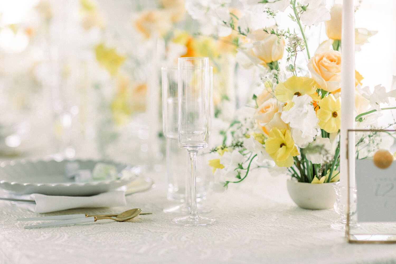 Summer wedding table setting inspiration.