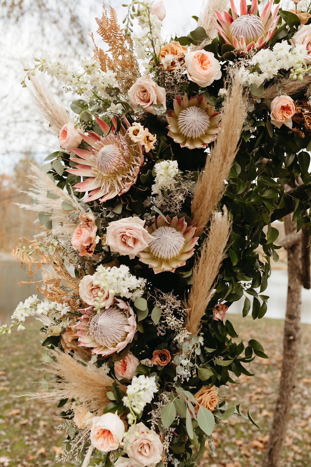 Jacqueline-Waters-Photography-Big-Spring-Farm-Lexington-Virginia-Fall-Wedding-Photographer-(107).jpg