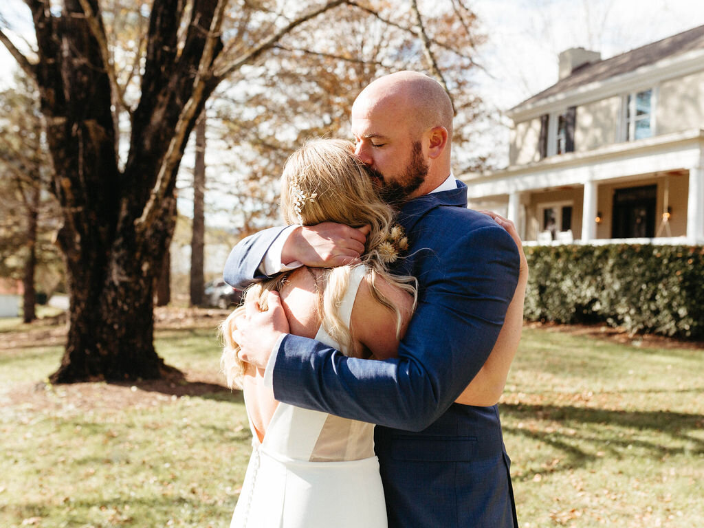 Jacqueline-Waters-Photography-Big-Spring-Farm-Lexington-Virginia-Fall-Wedding-Photographer-(415).jpg