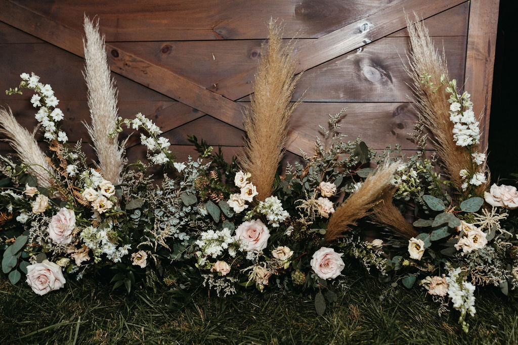 Jacqueline-Waters-Photography-Big-Spring-Farm-Lexington-Virginia-Fall-Wedding-Photographer-Reception-(112).jpg