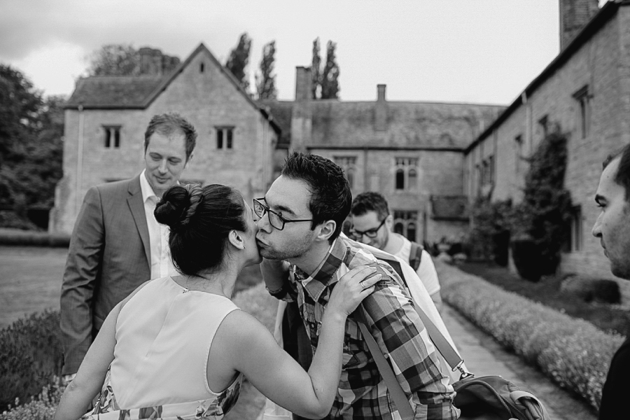 Notley-abbey-buckinghamshire-england-wedding-abi-q-photography--111.jpg