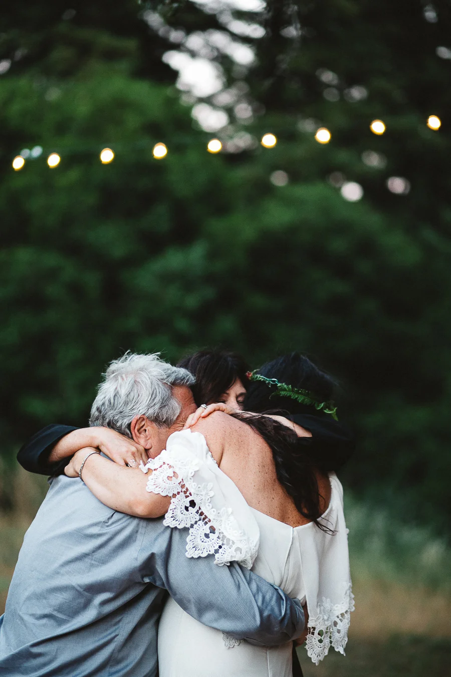 Santa-Cruz-Wedding-Abi-Q-Photography-Boho-backyard-166.jpg