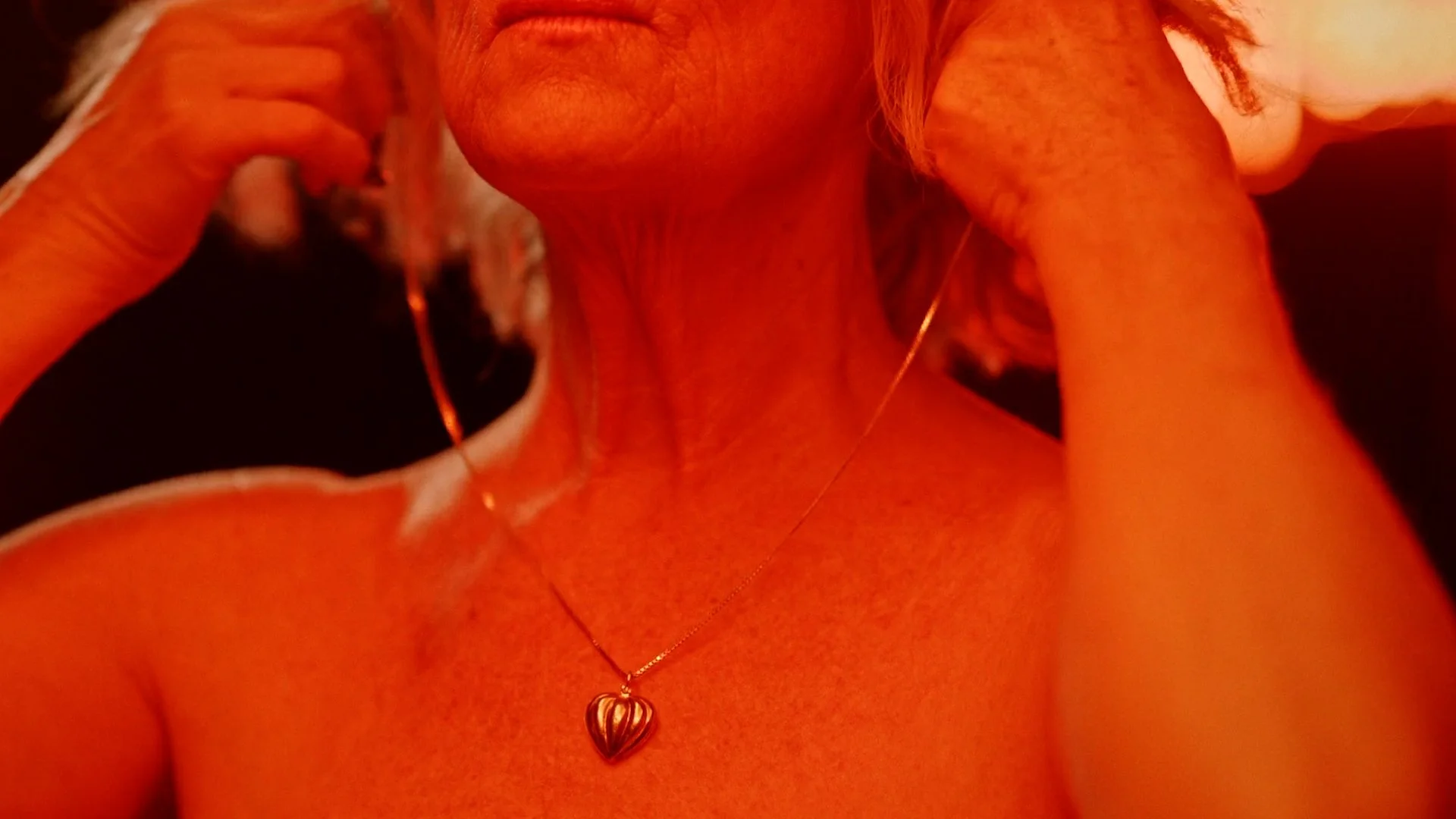 skin (1080p).00_07_19_14.Still022.jpg