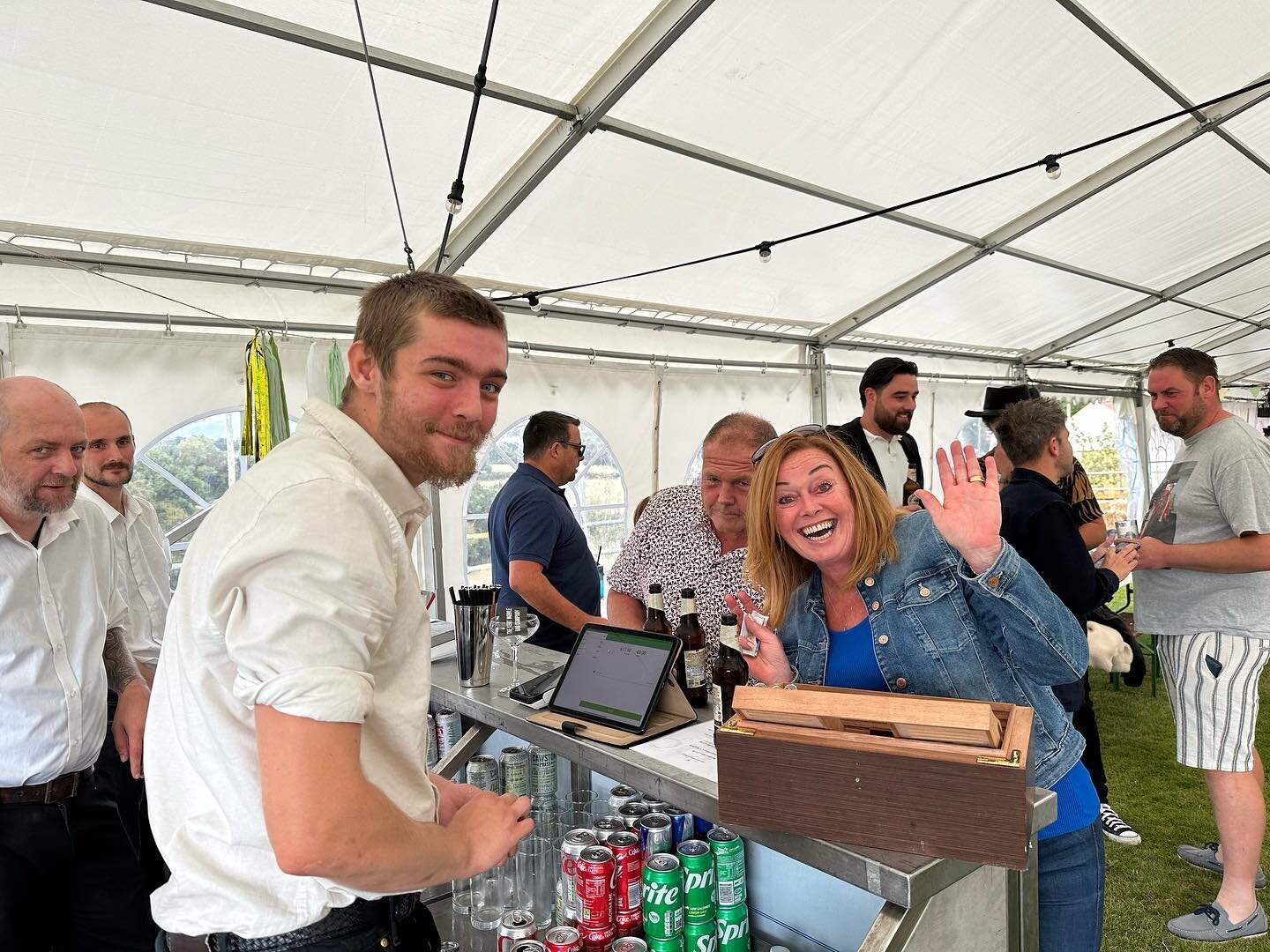 Our brick bar was out on Saturday serving cocktails, cigars and a lot of beer!

#kentwedding #kent #kentweddings #kentmobilebar #mobilebartender #barhire #weddingbar #wedding  #henparty #cocktailsofinstagram #mixology #maidstone #folkestone #ashford 