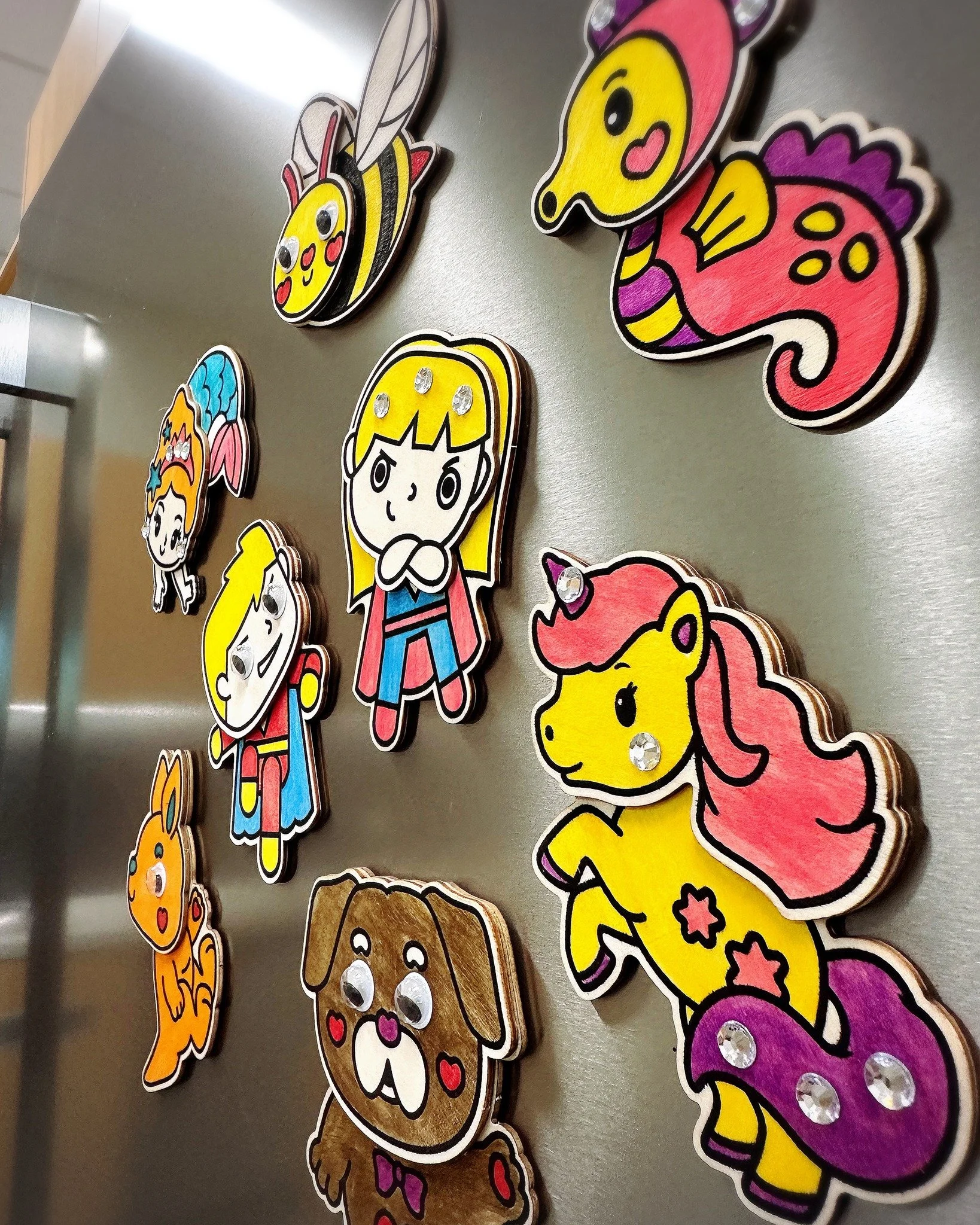 Your refrigerator never looked so good👀Fun, cool easy craft&reg; 3D wooden magnets available now. Designed right here in Aus🇦🇺

#easycraft #create #make #craftactivity #craftkit #craftset