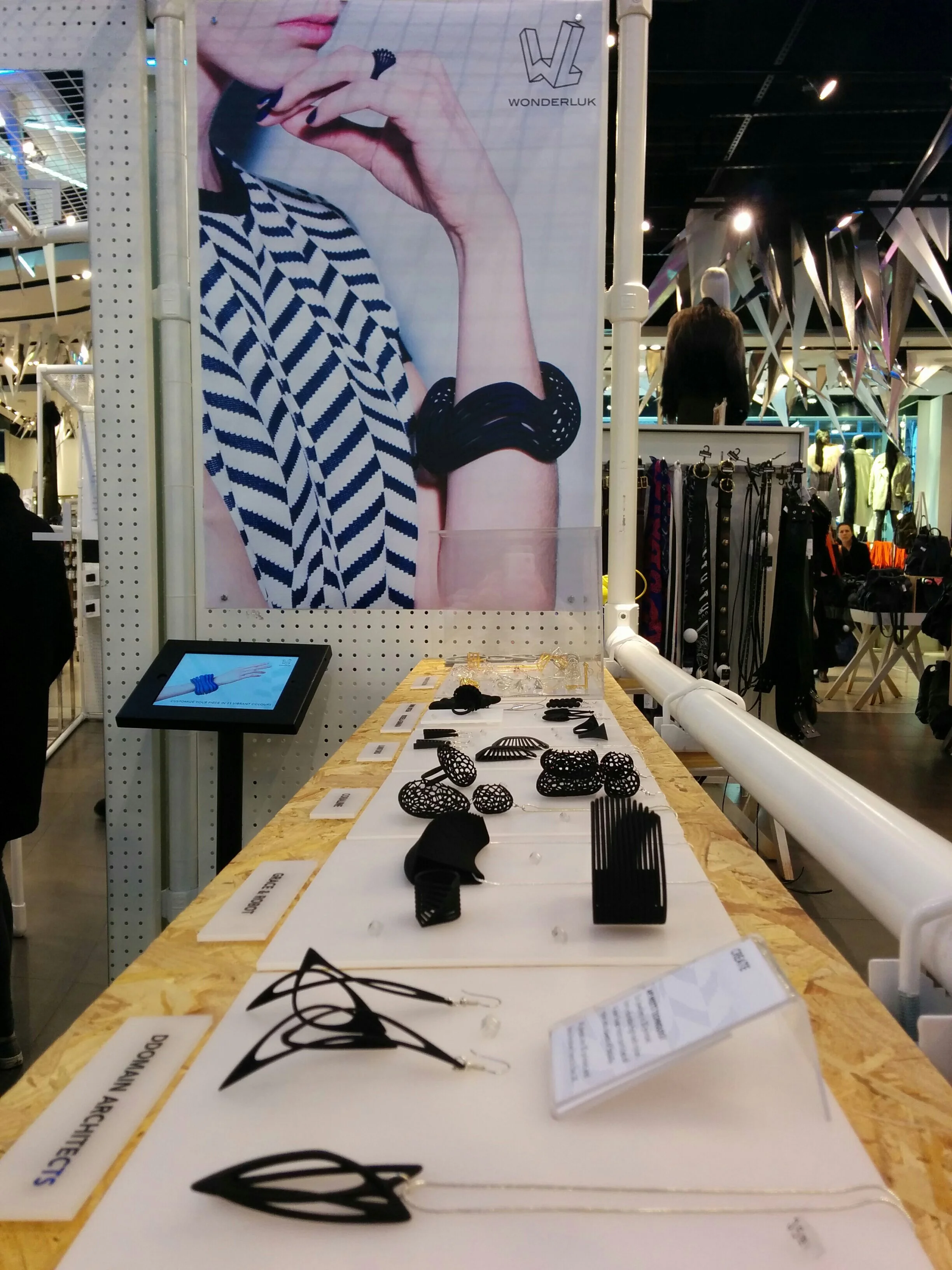 Design of a capsule collection for Wonderluk