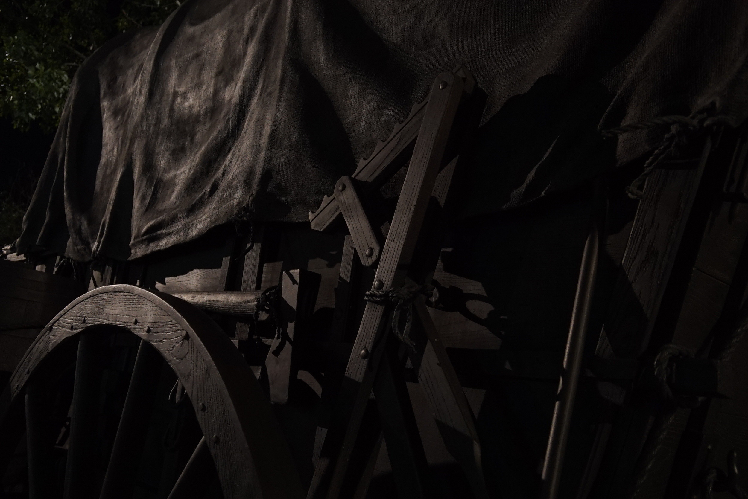 What you're looking at right now, is seriously all metal . Not cloth, wood, and rope just painted black. Metal , rendered at slightly larger than actual size. Let that sink in . Cool. Let's continue.